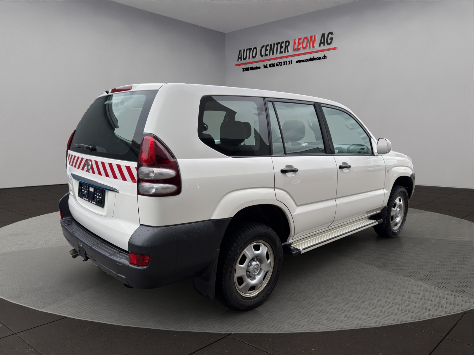 TOYOTA Land Cruiser 3.0 TD Linea Sol Executive-image-5