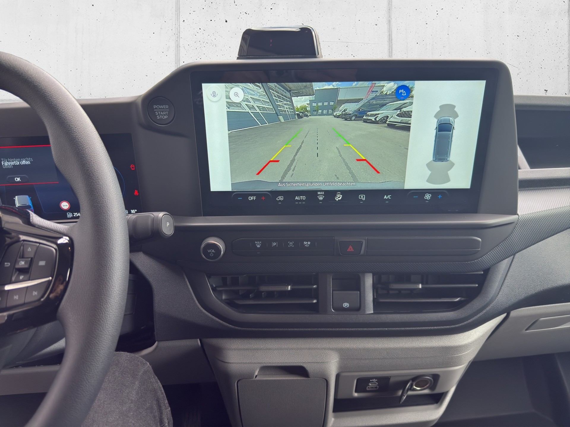 FORD Transit C Van 320 L1 2.0 EcoBlue 136 Trend-image-10