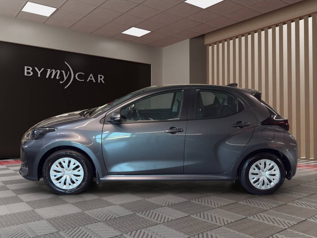 TOYOTA Yaris 1.5 Comfort e-CVT-image-3