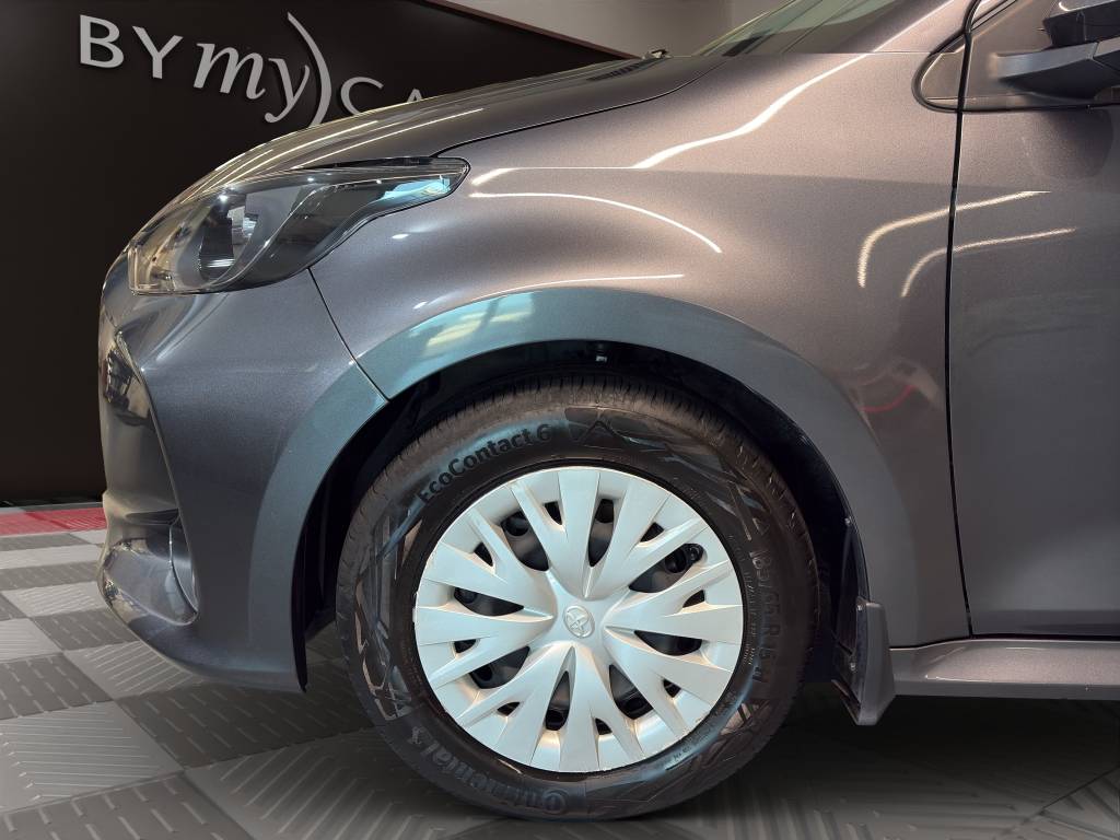 TOYOTA Yaris 1.5 Comfort e-CVT-image-11