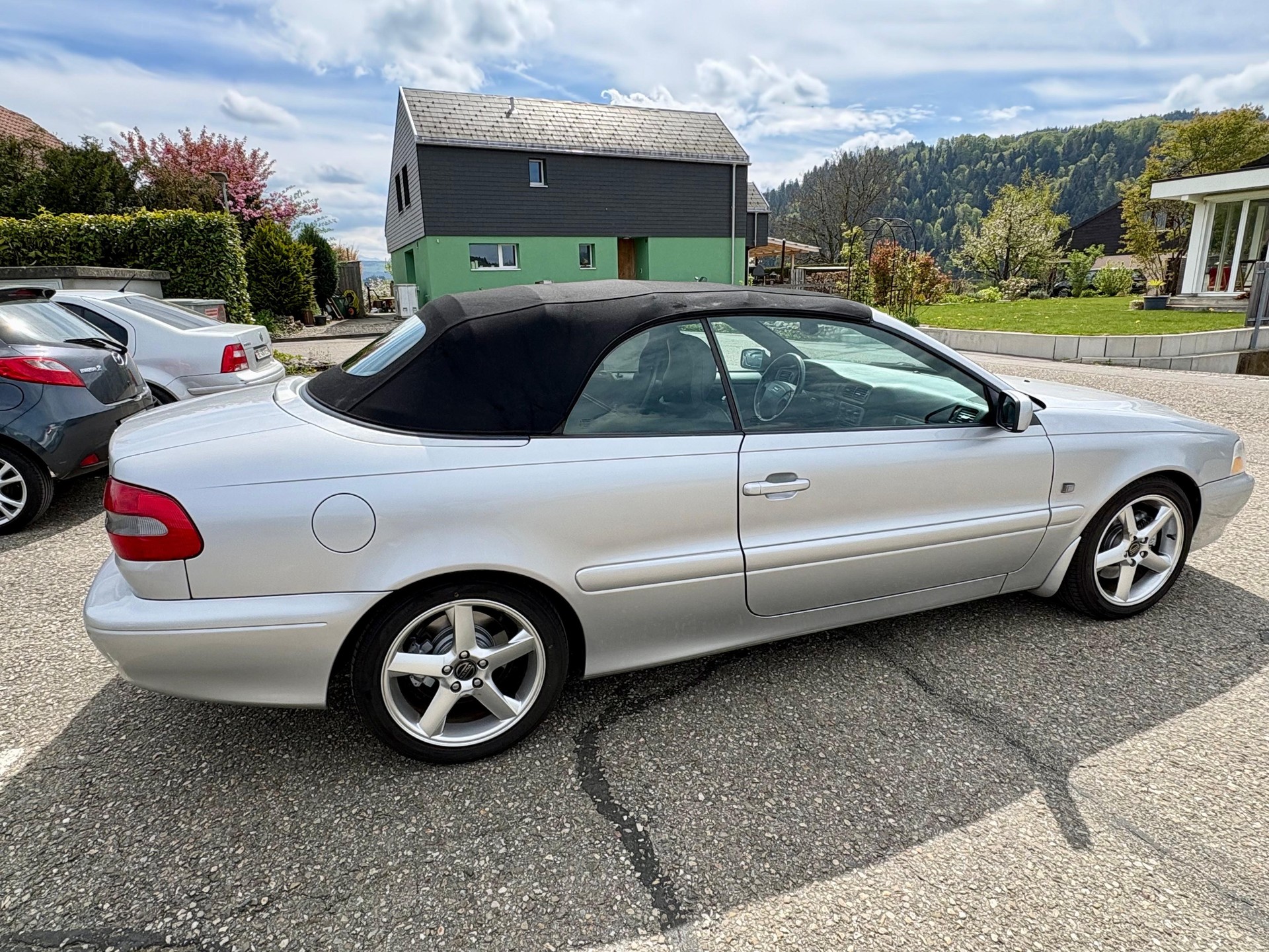 VOLVO C70 Cabriolet 2.4T-image-0