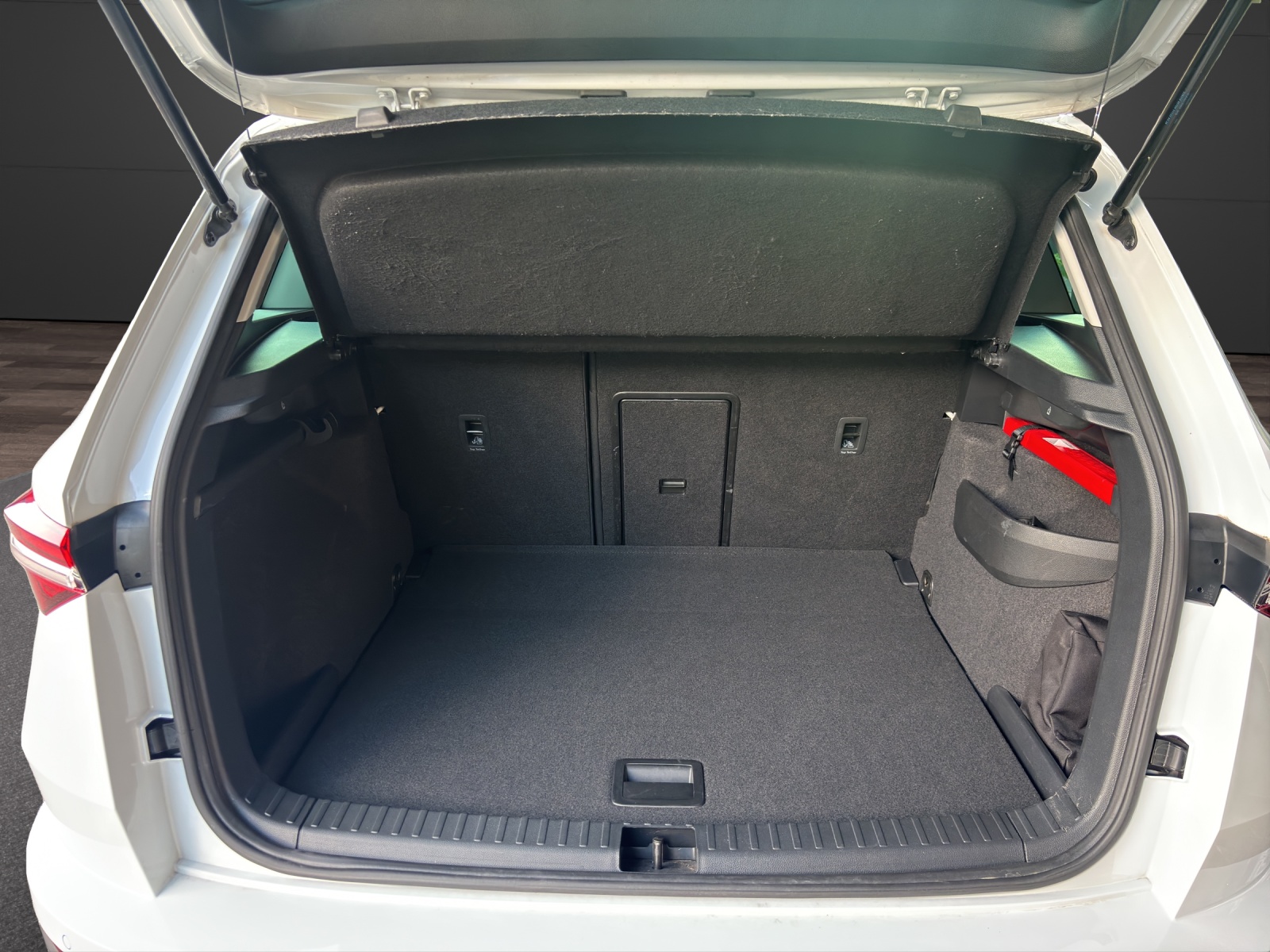SKODA Karoq 2.0 TDI CR Style 4x4 DSG-image-12