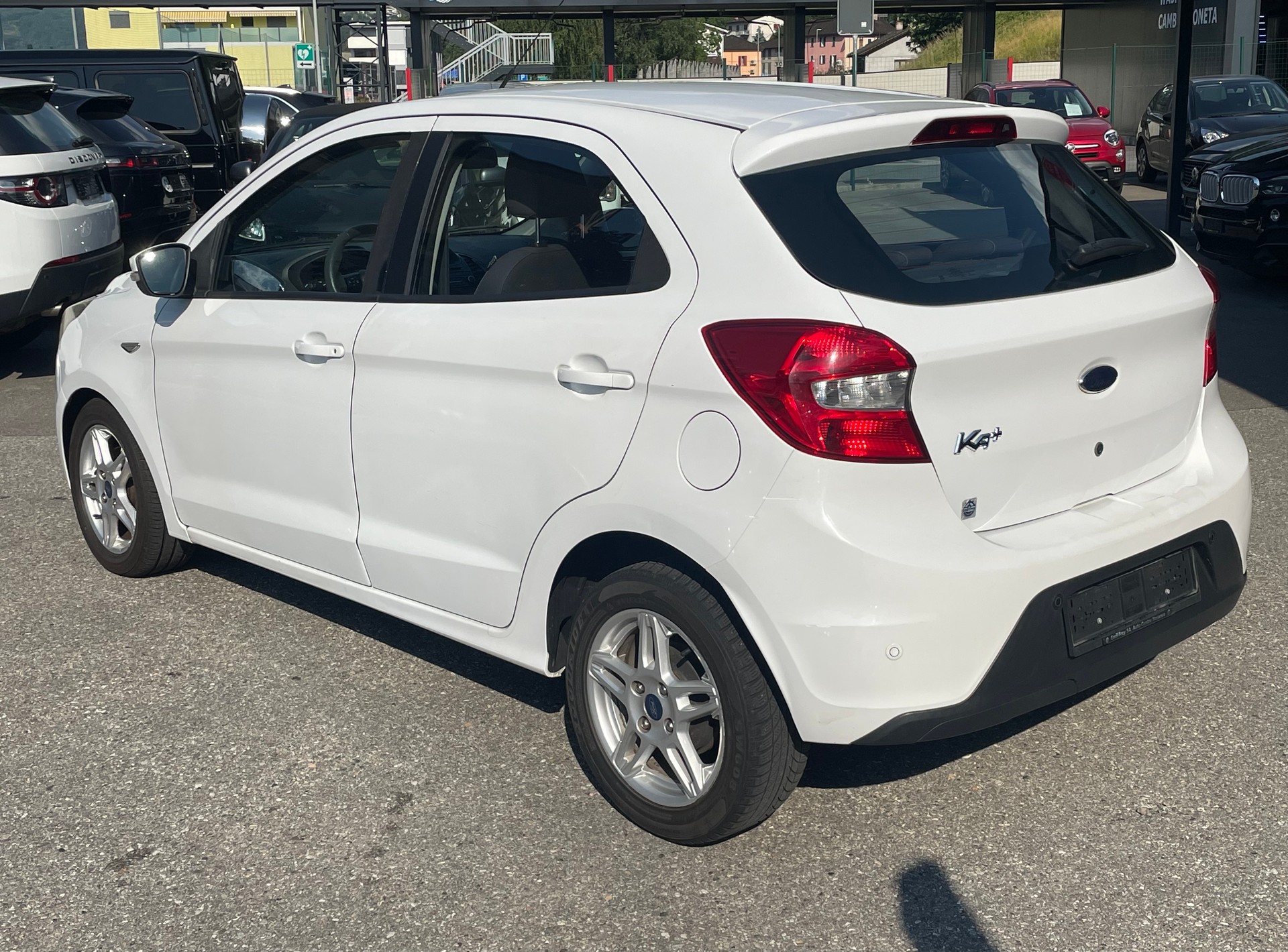 FORD KA+ 1.2 Ti-VCT White Edition-image-5