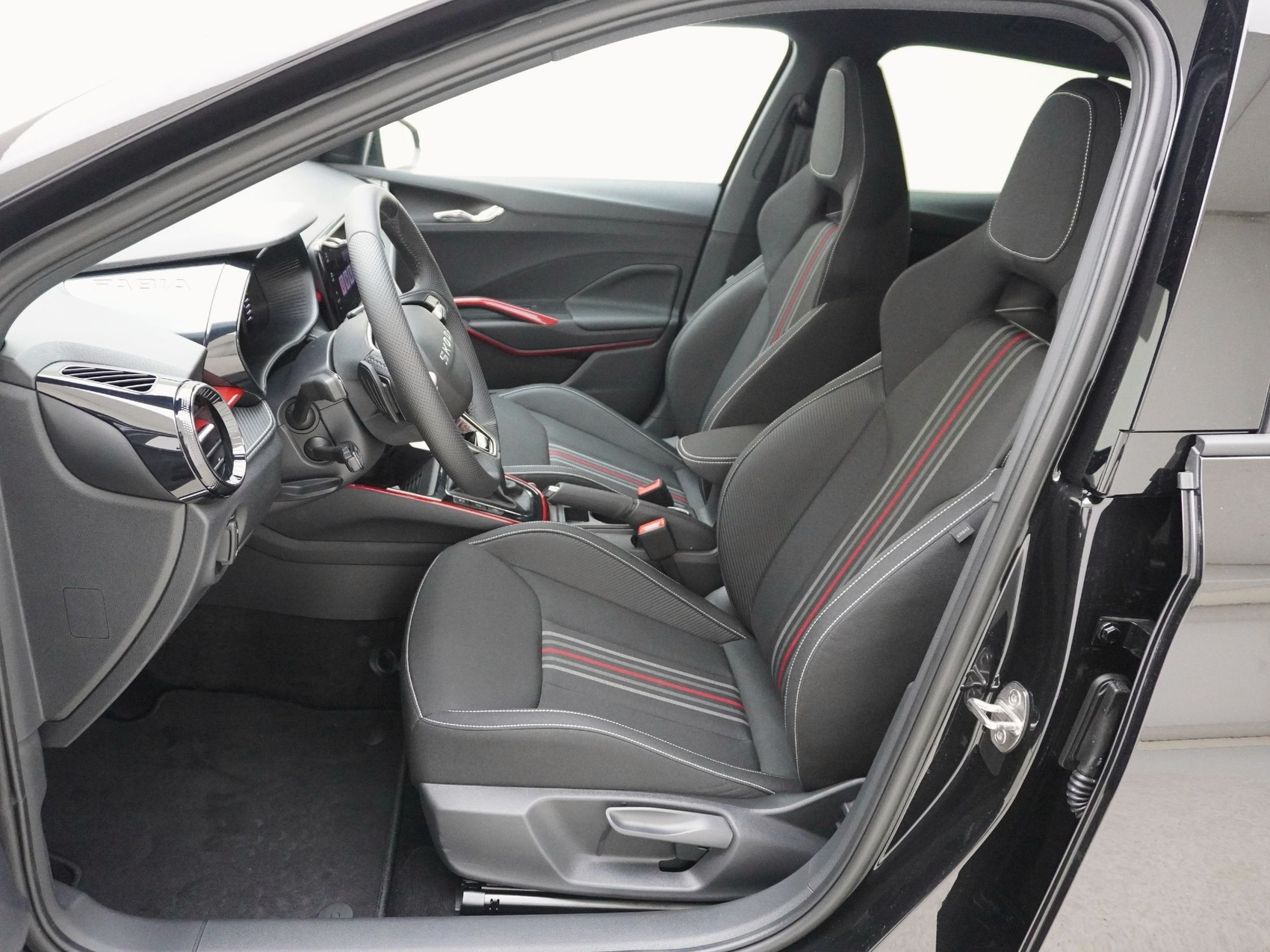 SKODA Fabia 1.5 TSI Monte Carlo DSG-image-11