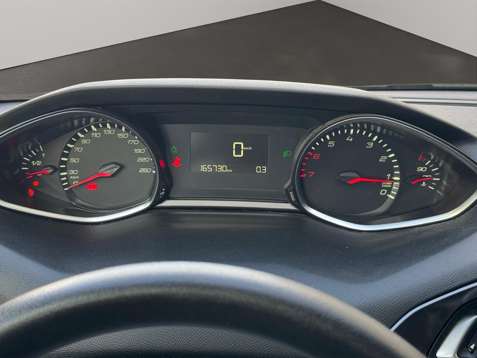 PEUGEOT 308 1.2 VTi Access-image-11