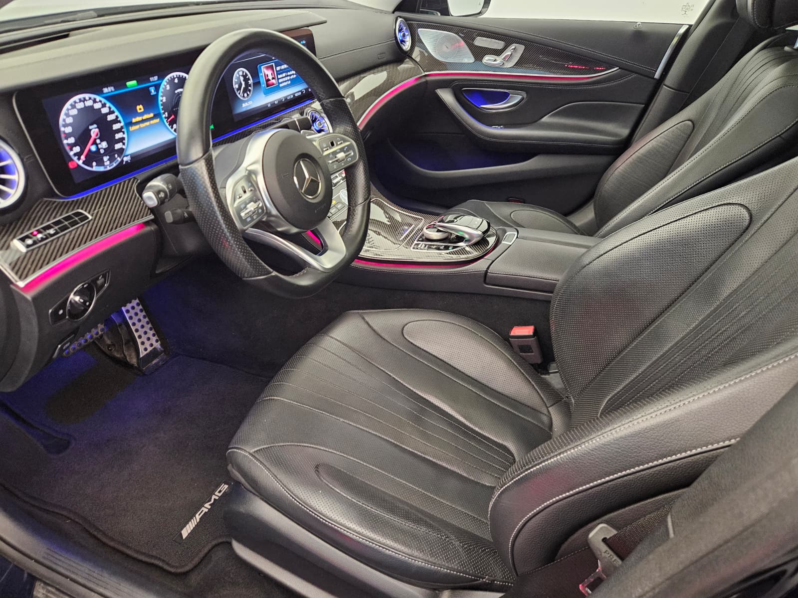 MERCEDES-BENZ CLS 450 4Matic AMG Line 9G-Tronic-image-10