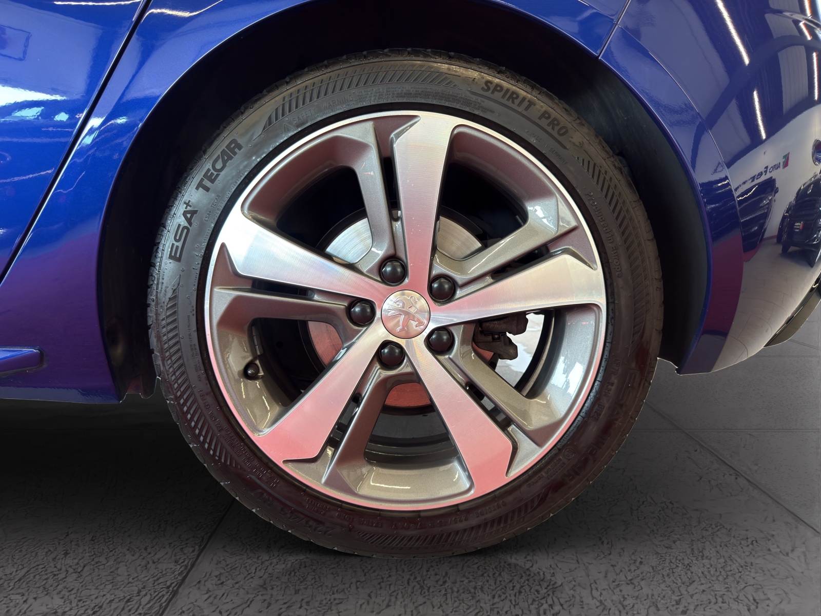 PEUGEOT 308 1.2 THP GT Line Automatic-image-18