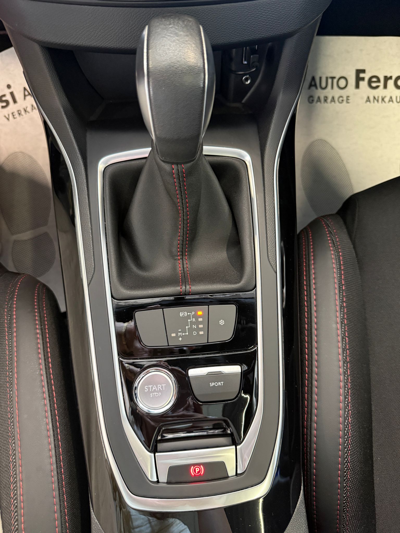 PEUGEOT 308 1.2 THP GT Line Automatic-image-25