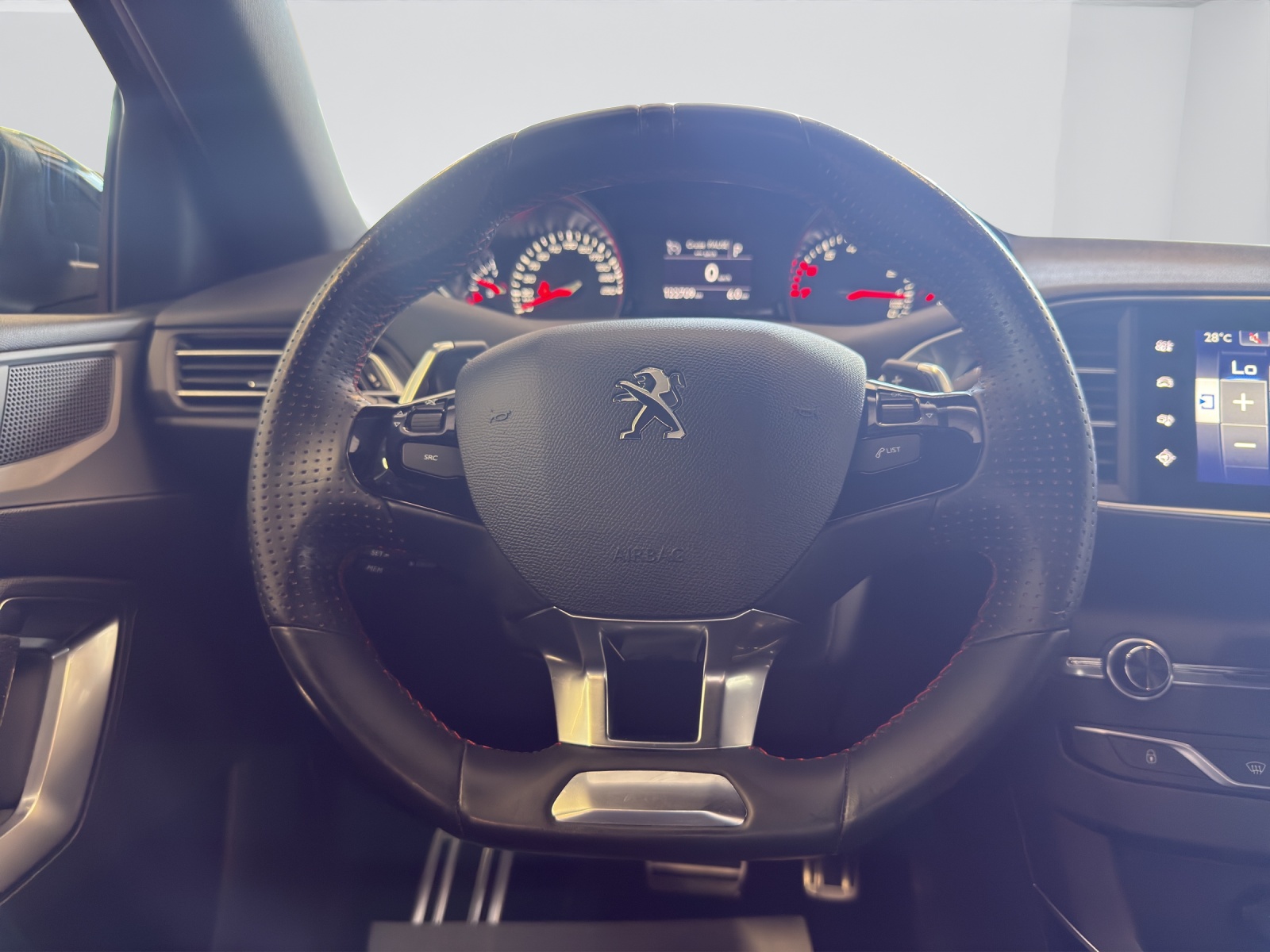 PEUGEOT 308 1.2 THP GT Line Automatic-image-13
