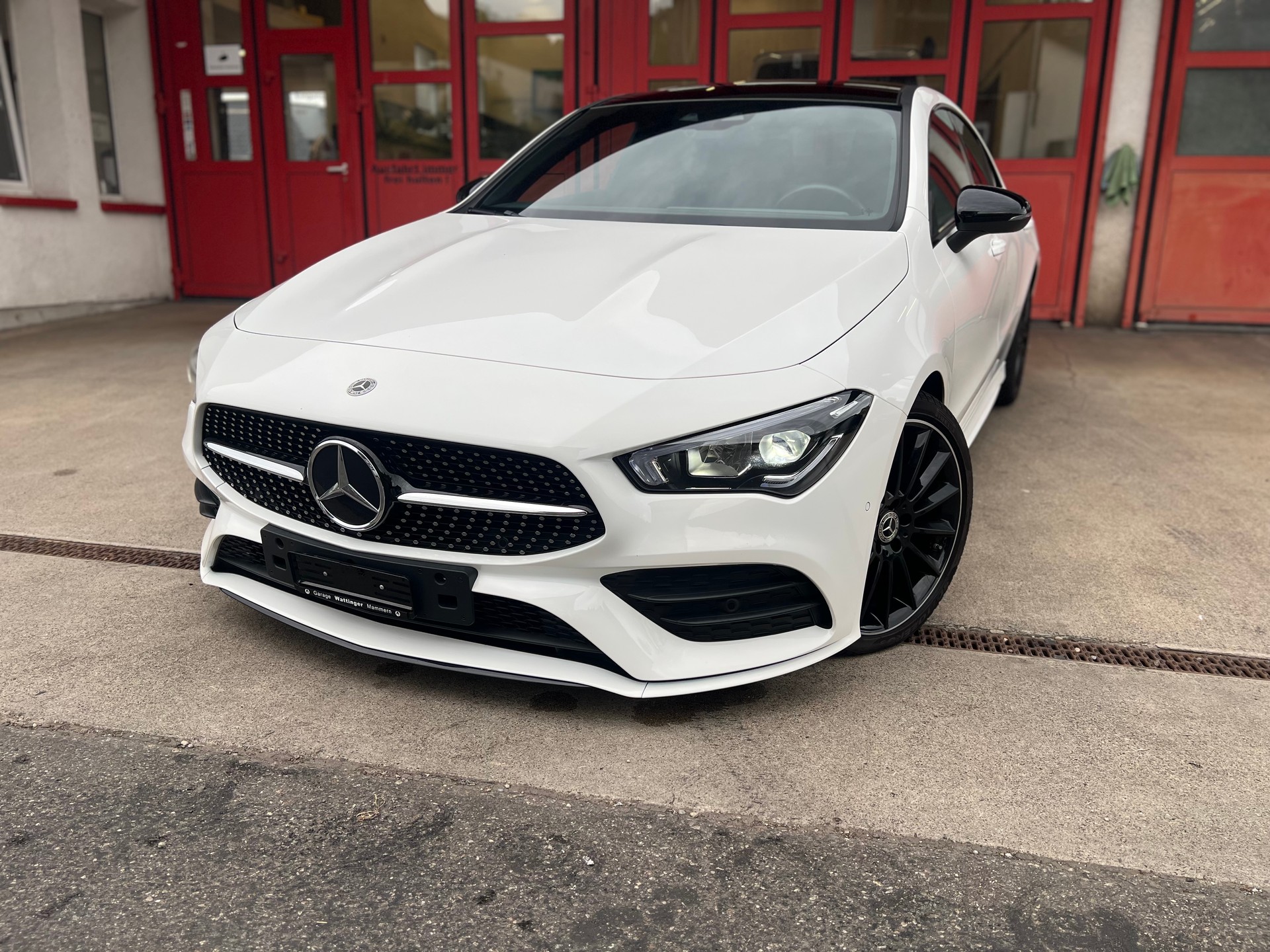 MERCEDES-BENZ CLA 250 AMG Line 7G-DCT-image-0