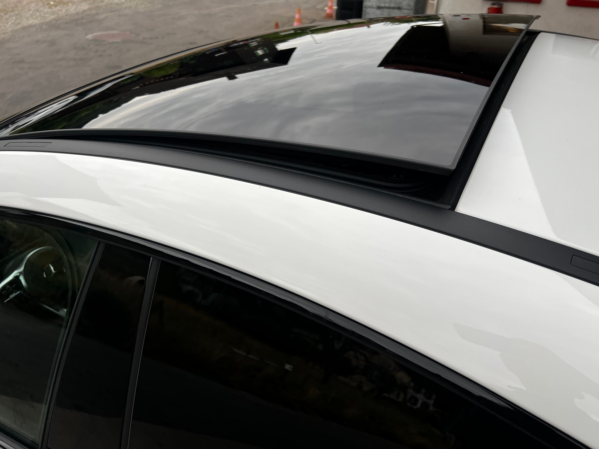 MERCEDES-BENZ CLA 250 AMG Line 7G-DCT-image-3