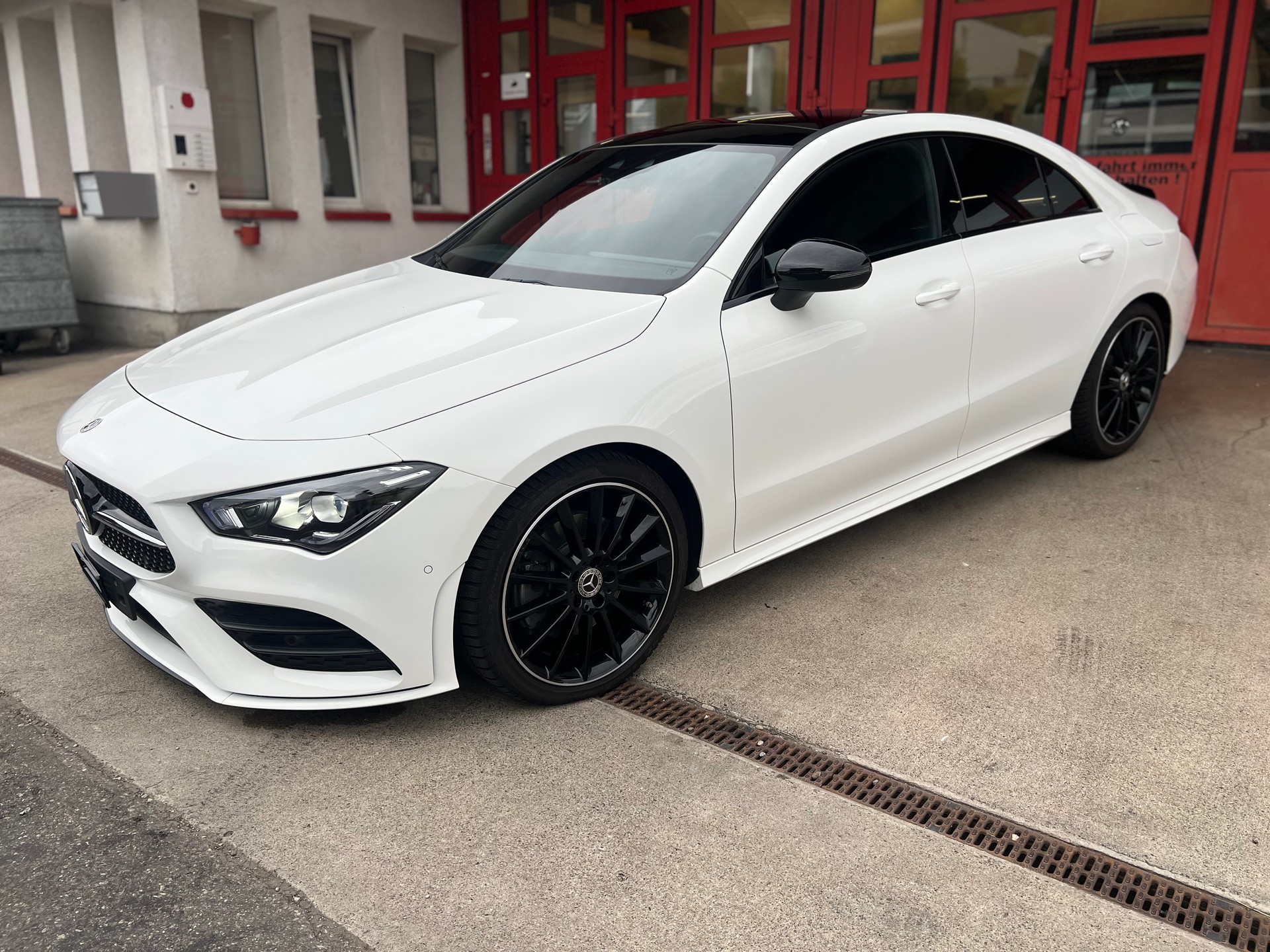 MERCEDES-BENZ CLA 250 AMG Line 7G-DCT-image-1