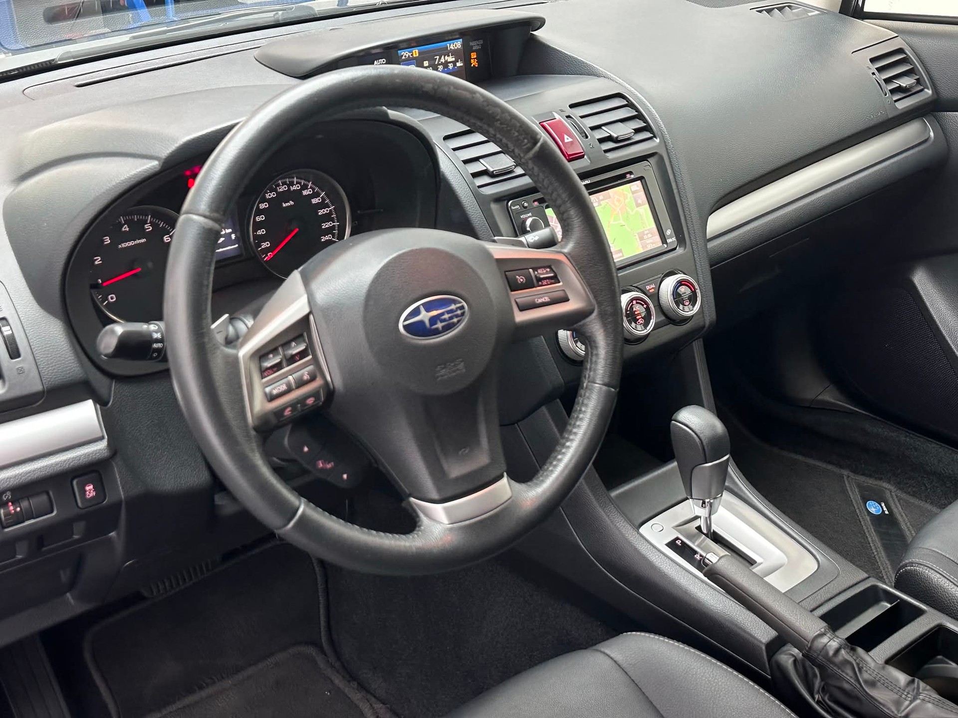 SUBARU XV 2.0 Swiss One AWD CVT-image-7