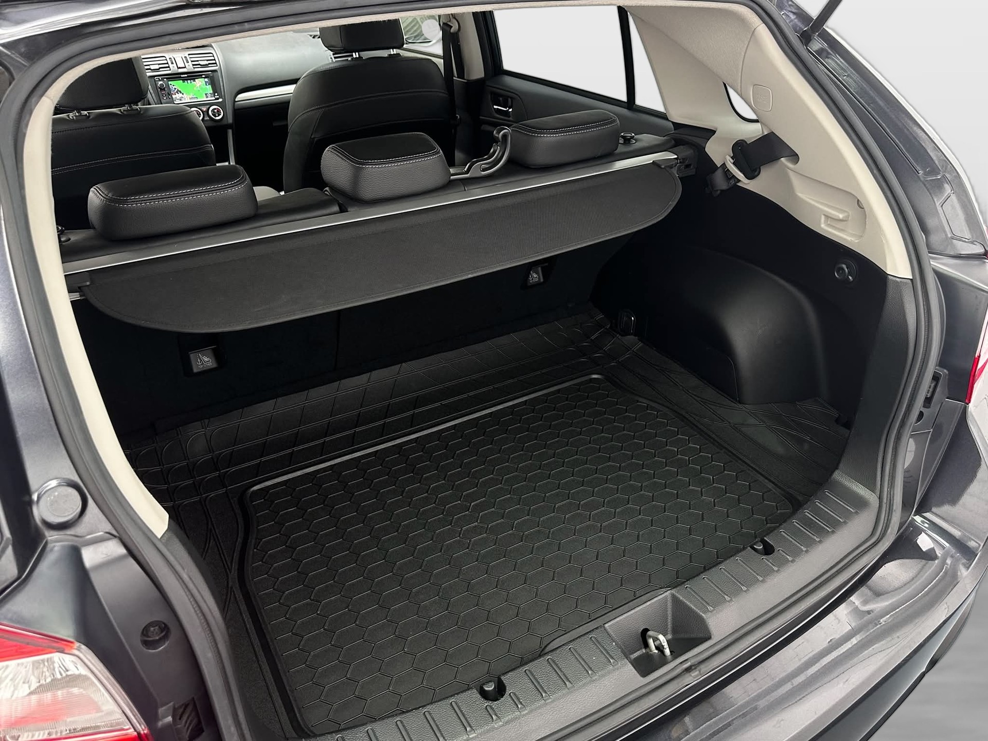 SUBARU XV 2.0 Swiss One AWD CVT-image-13