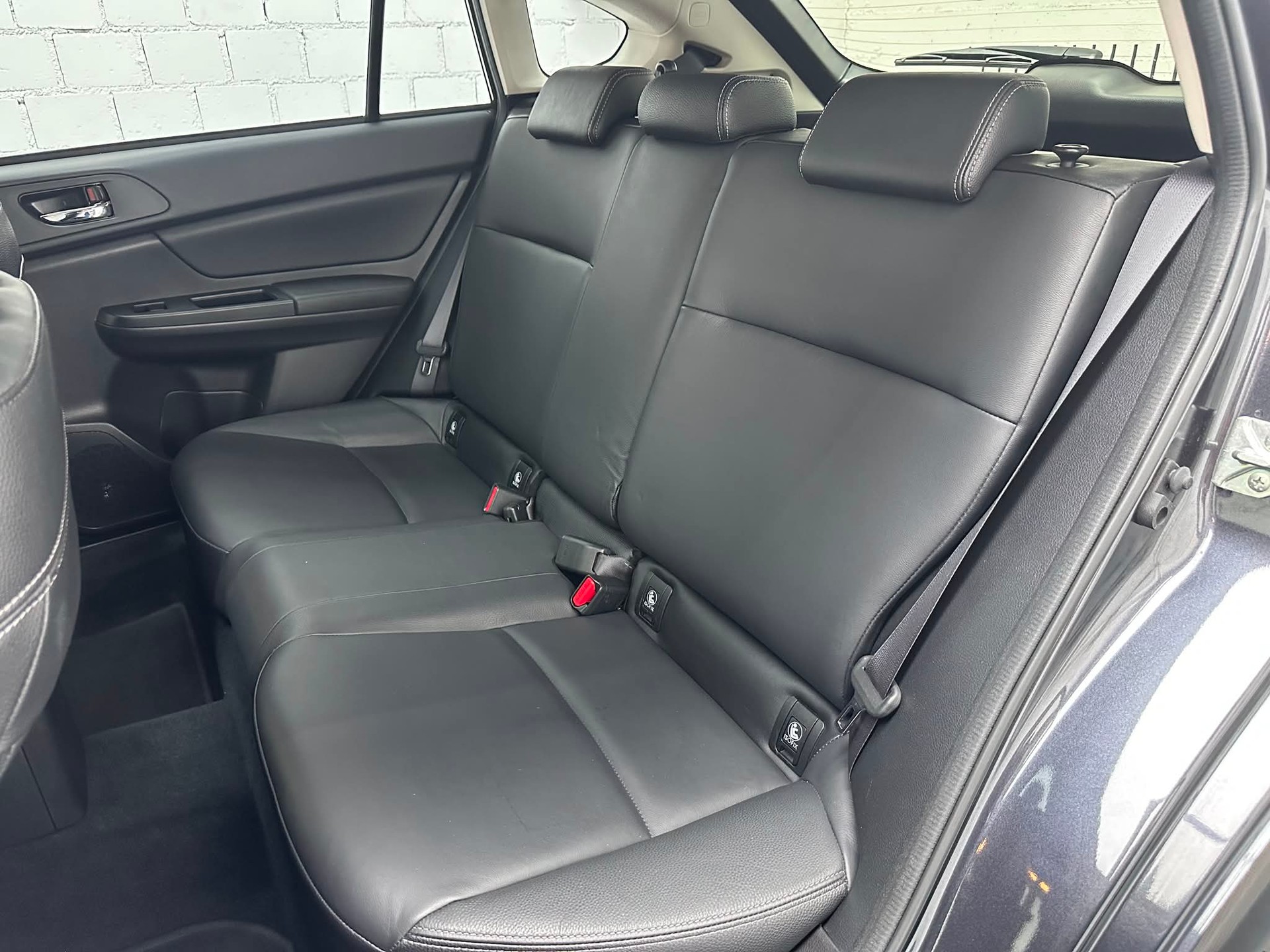 SUBARU XV 2.0 Swiss One AWD CVT-image-11
