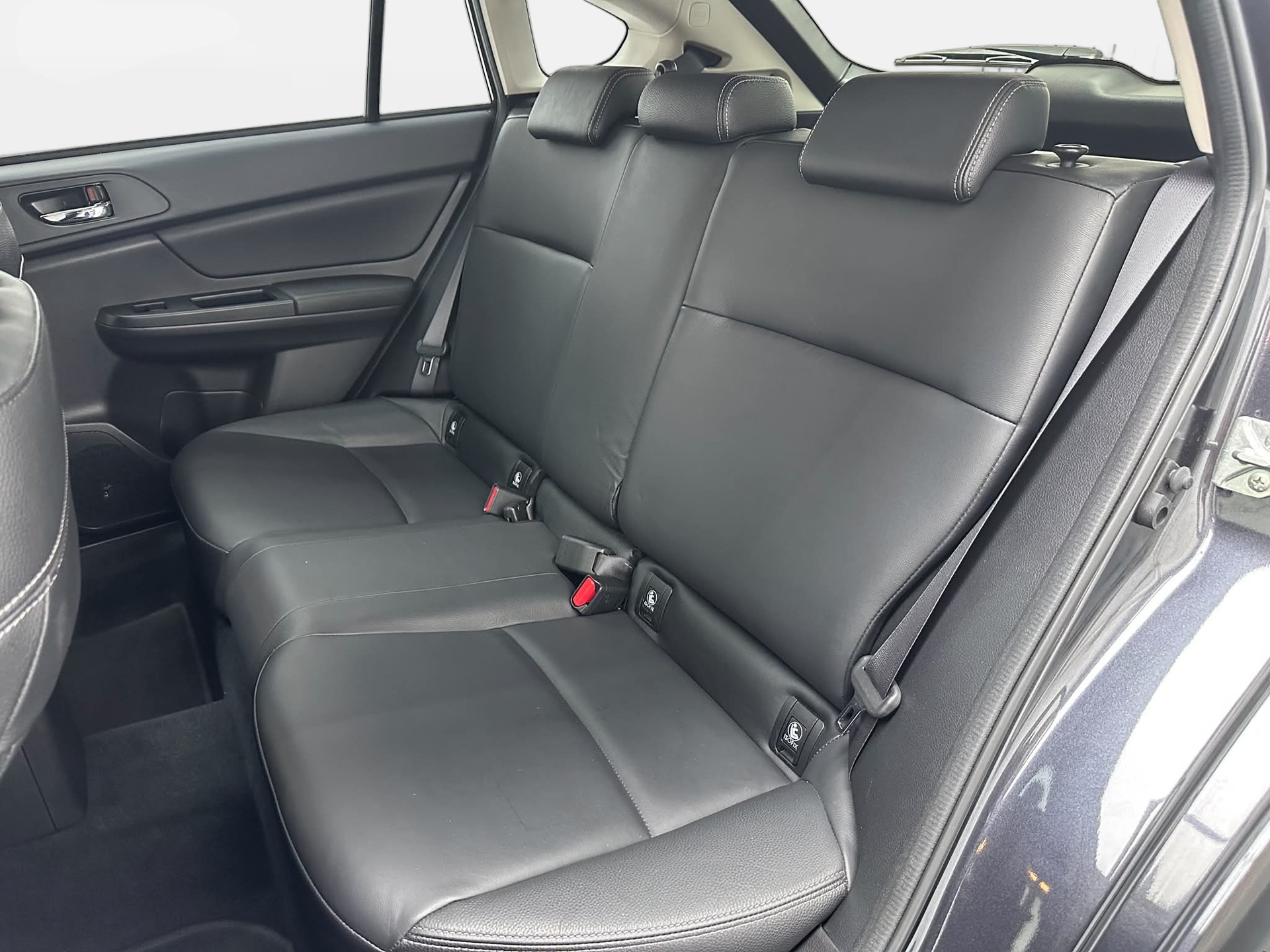 SUBARU XV 2.0 Swiss One AWD CVT-image-12