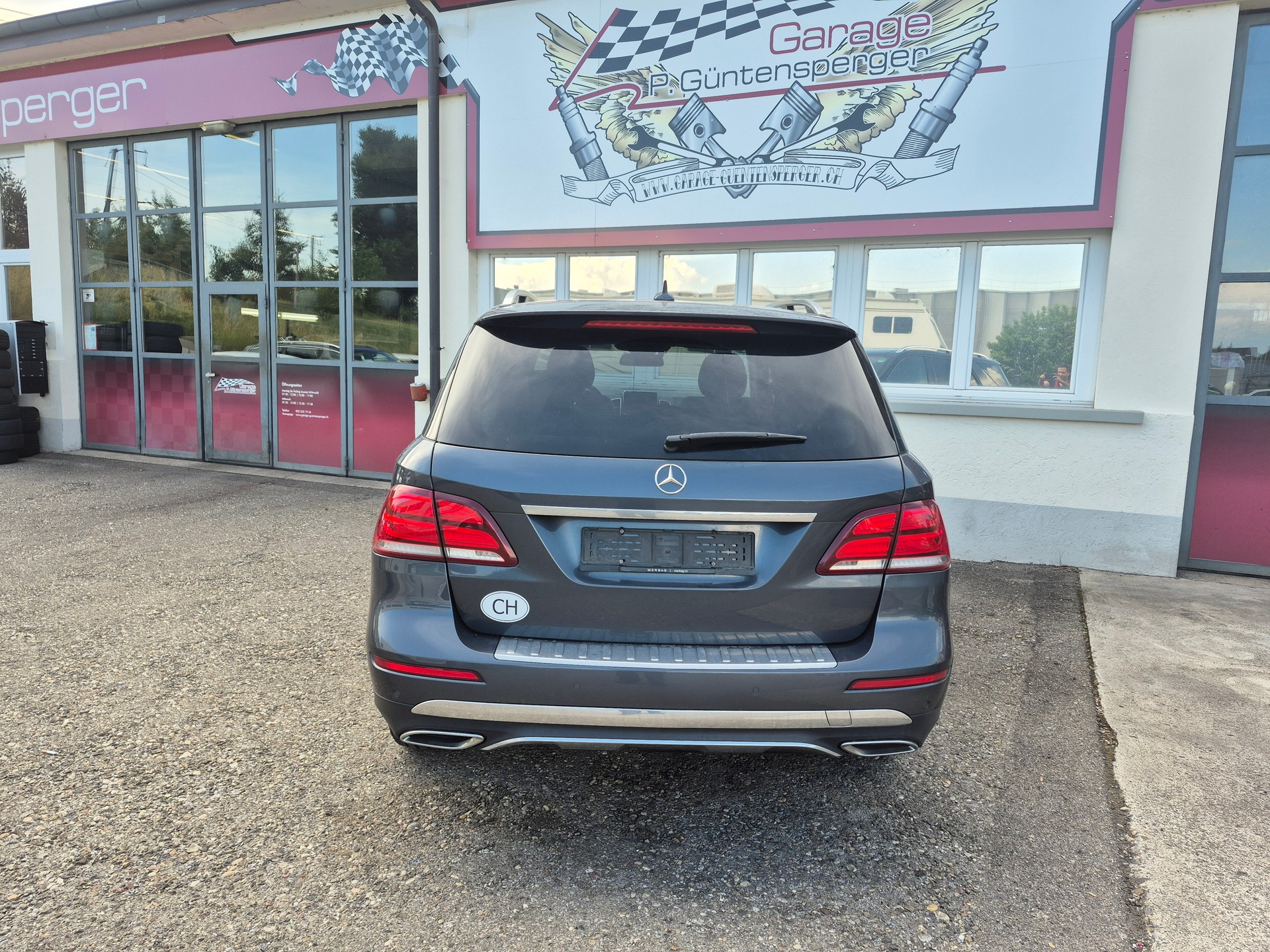 MERCEDES-BENZ GLE 250 d 4Matic 9G-Tronic-image-7