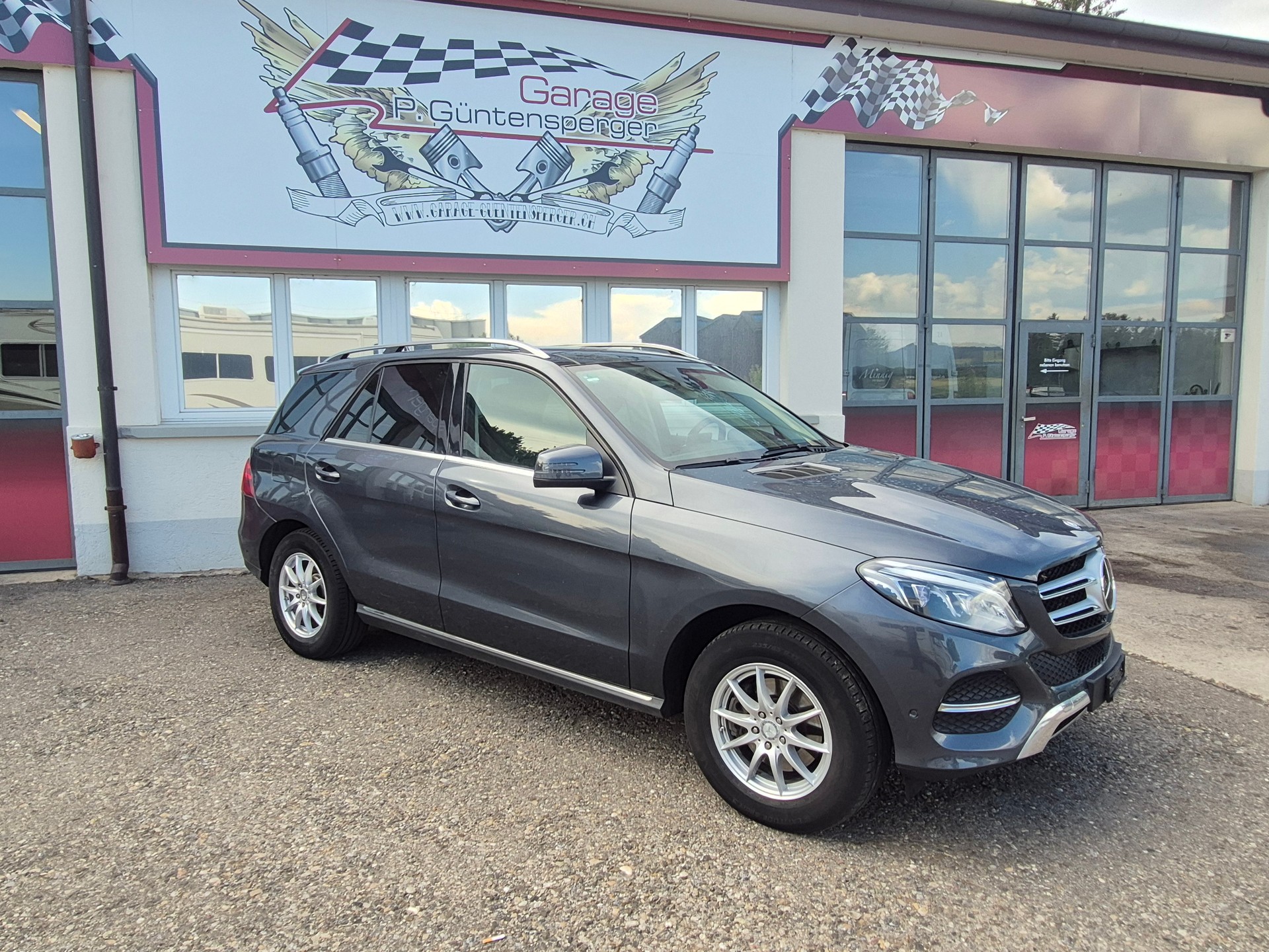 MERCEDES-BENZ GLE 250 d 4Matic 9G-Tronic-image-0