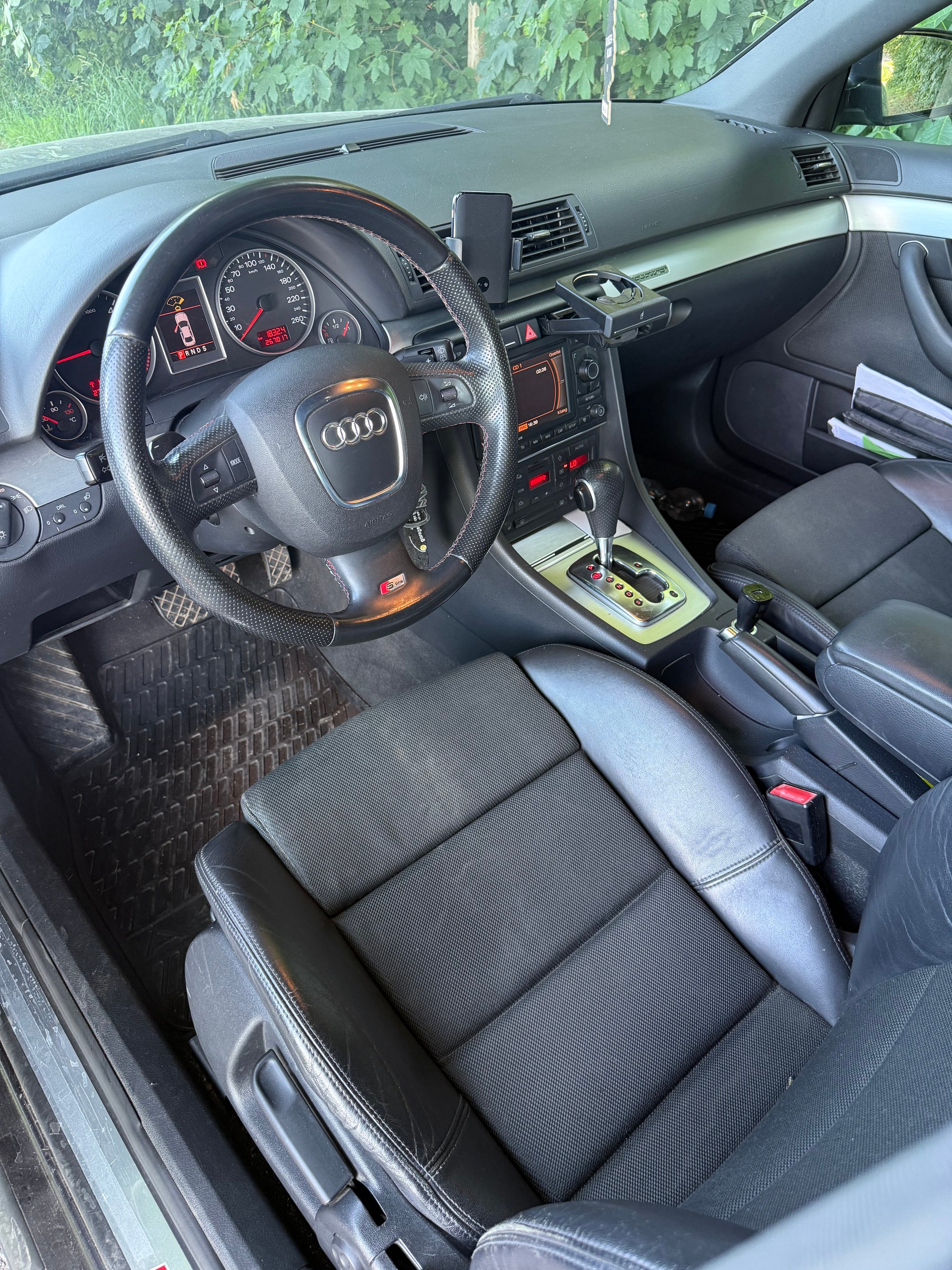 AUDI 3.0 V6 TDI TopLine DPF quattro-image-2