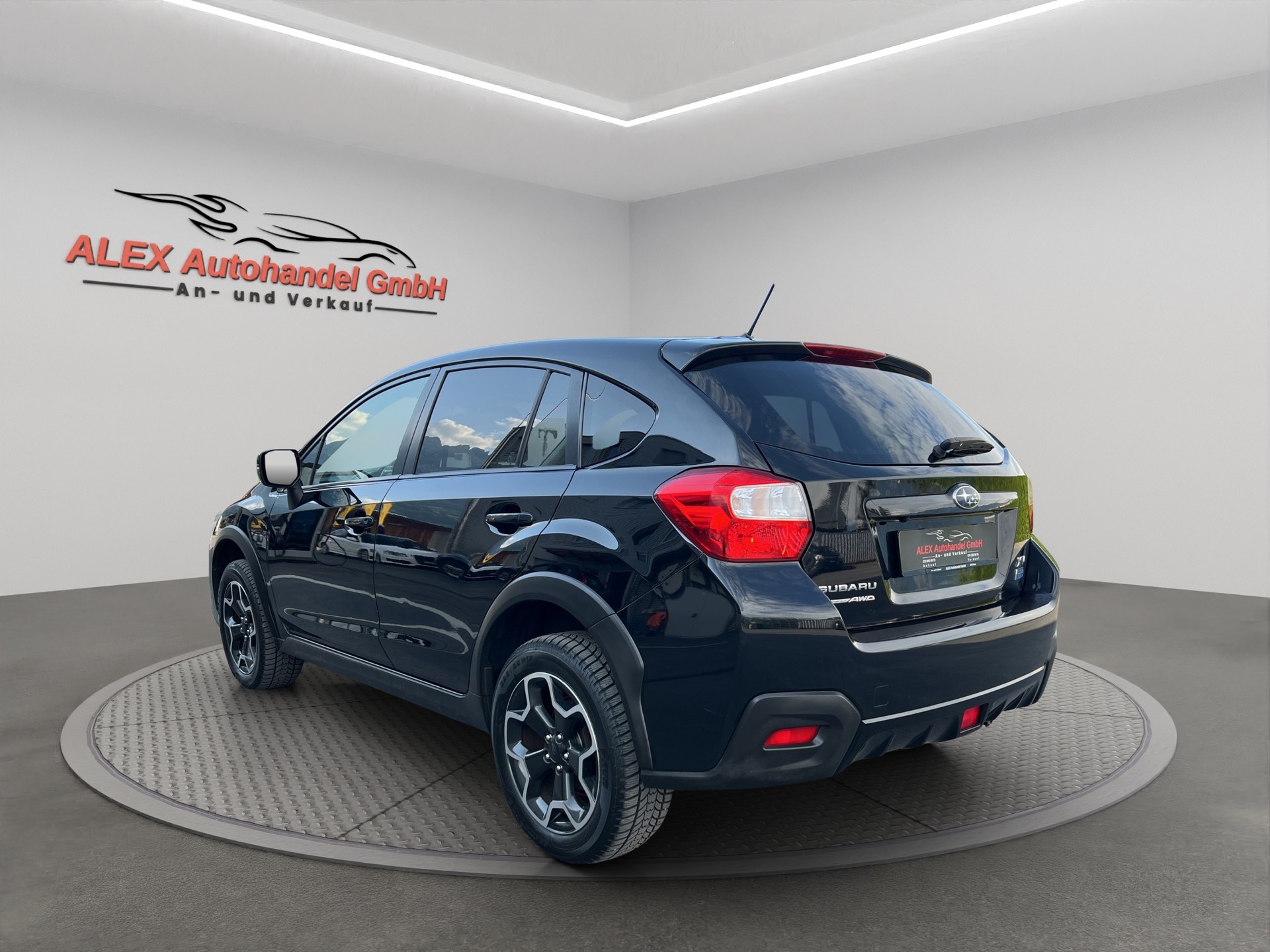 SUBARU XV 2.0D Swiss Two AWD-image-3