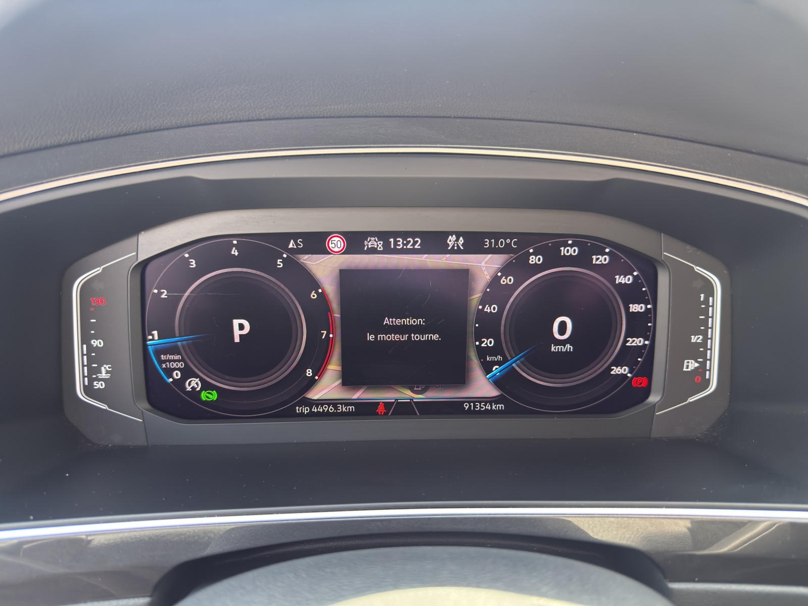 VW Tiguan 2.0TSI Elegance 4Motion DSG-image-15