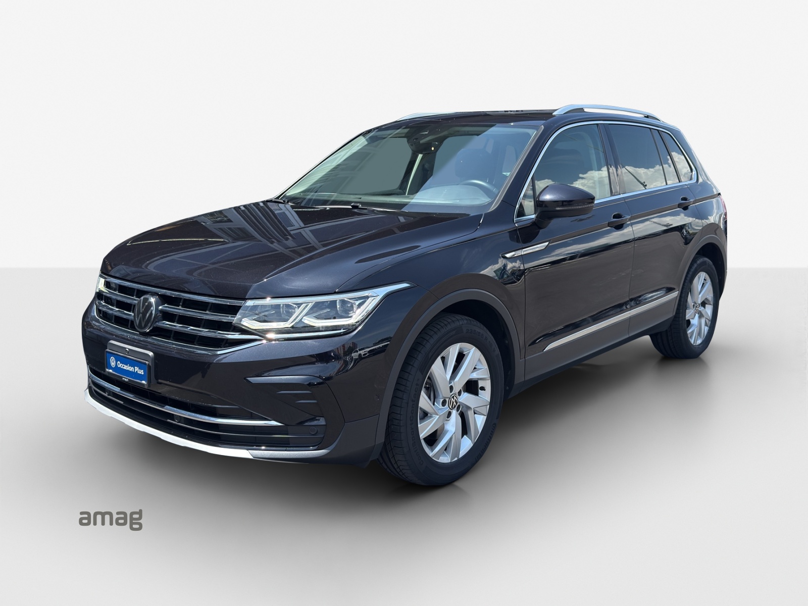 VW Tiguan 2.0TSI Elegance 4Motion DSG-image-0