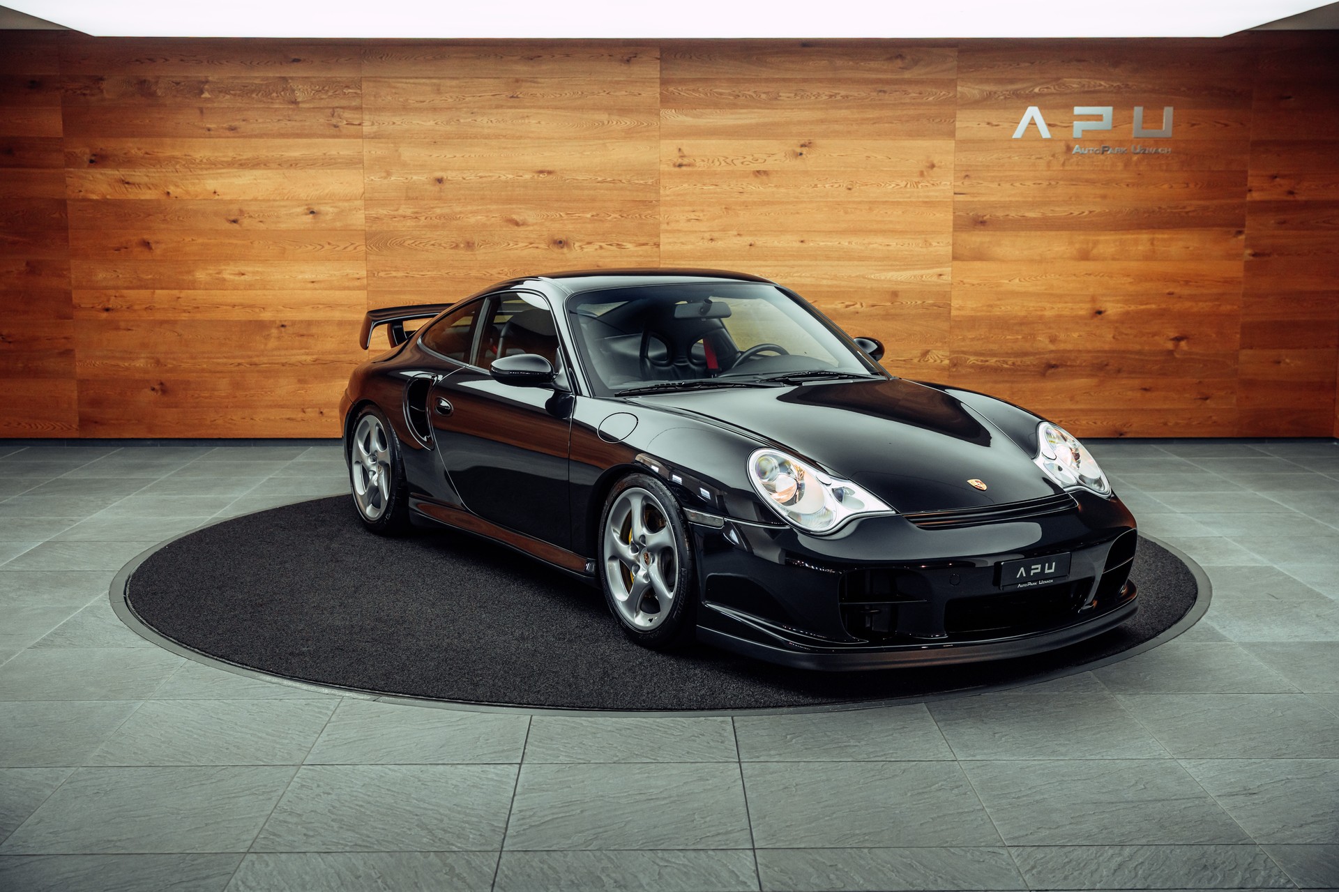 PORSCHE 911 GT2-image-0