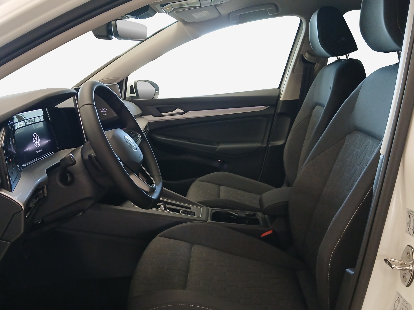 VW Golf 1.5 e TSI mHEV United DSG-image-7