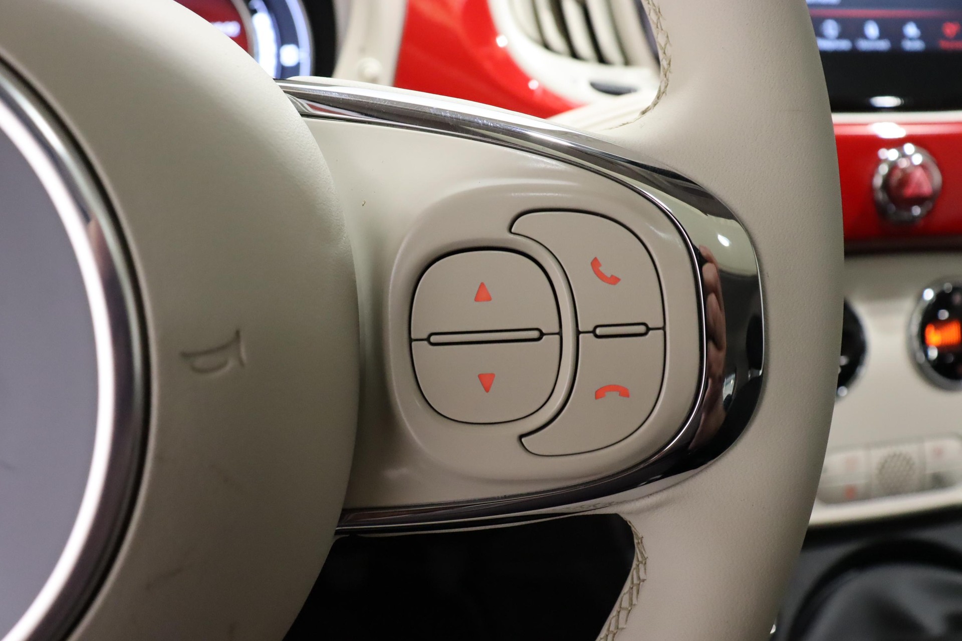 FIAT 500 1.0 Hybrid Lounge-image-18