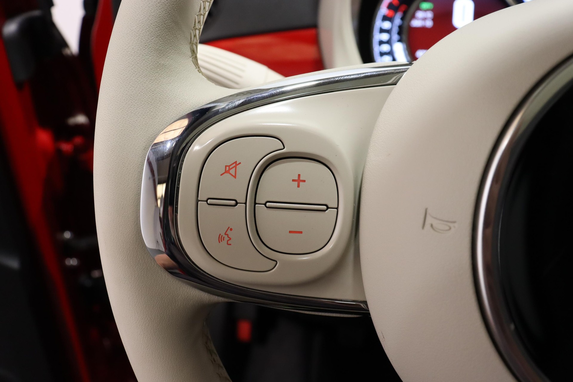 FIAT 500 1.0 Hybrid Lounge-image-17