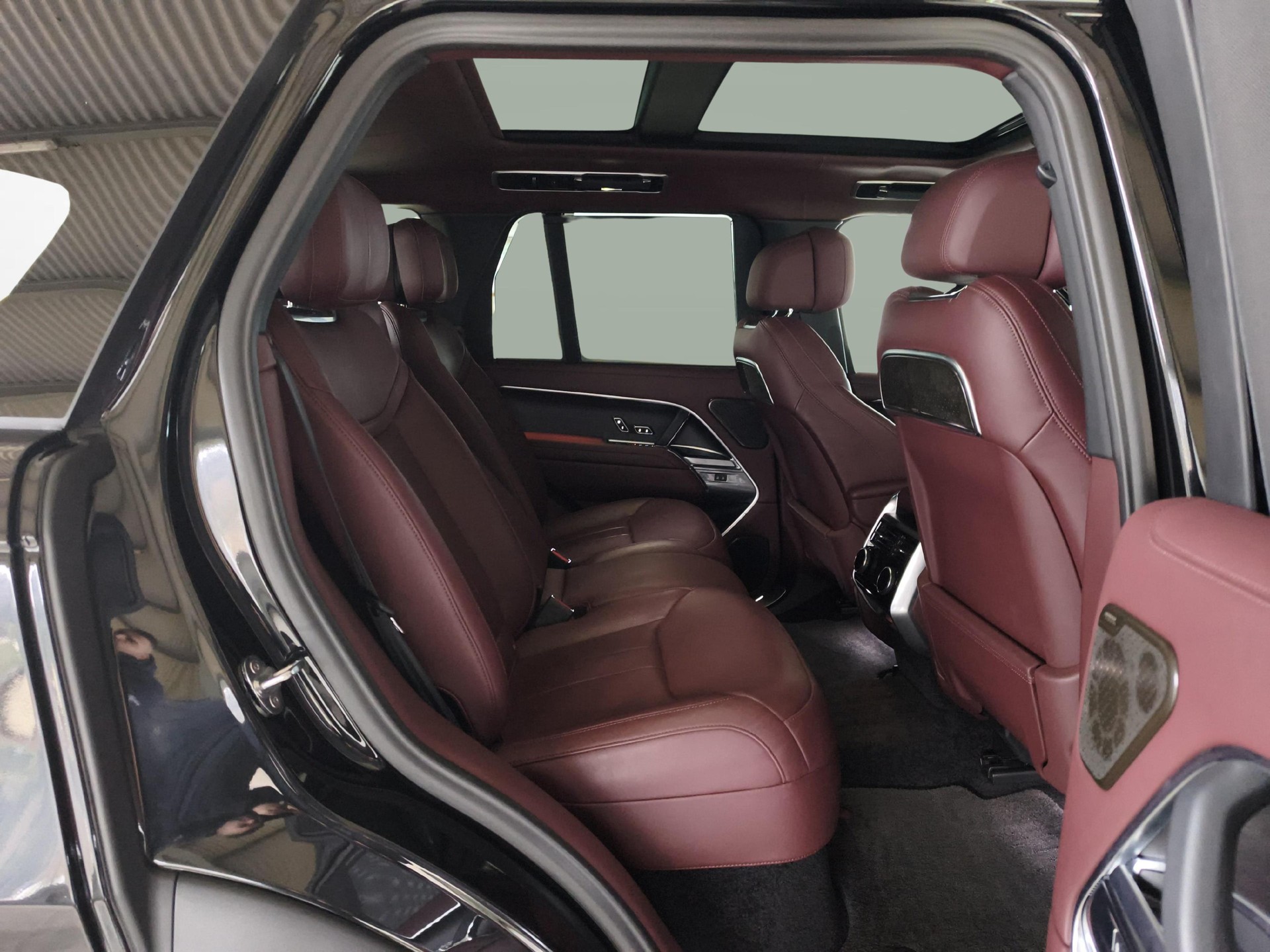 LAND ROVER Range Rover 4.4 V8 Autobiography-image-11