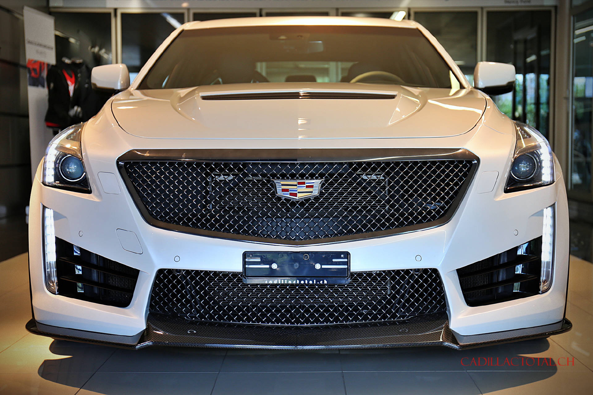 CADILLAC CTS-V 6.2 V8 Carbon Black Edition-image-3