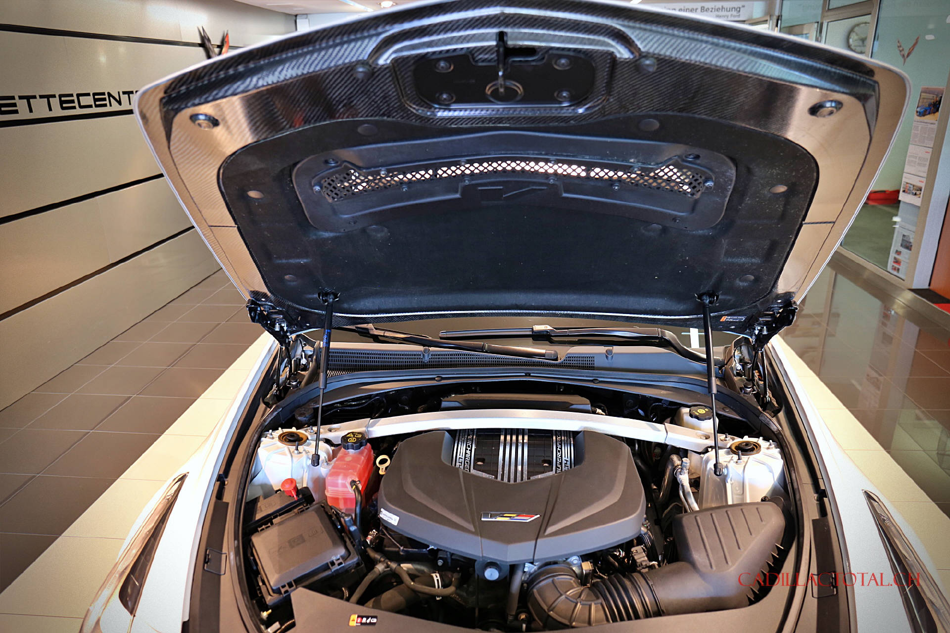 CADILLAC CTS-V 6.2 V8 Carbon Black Edition-image-15