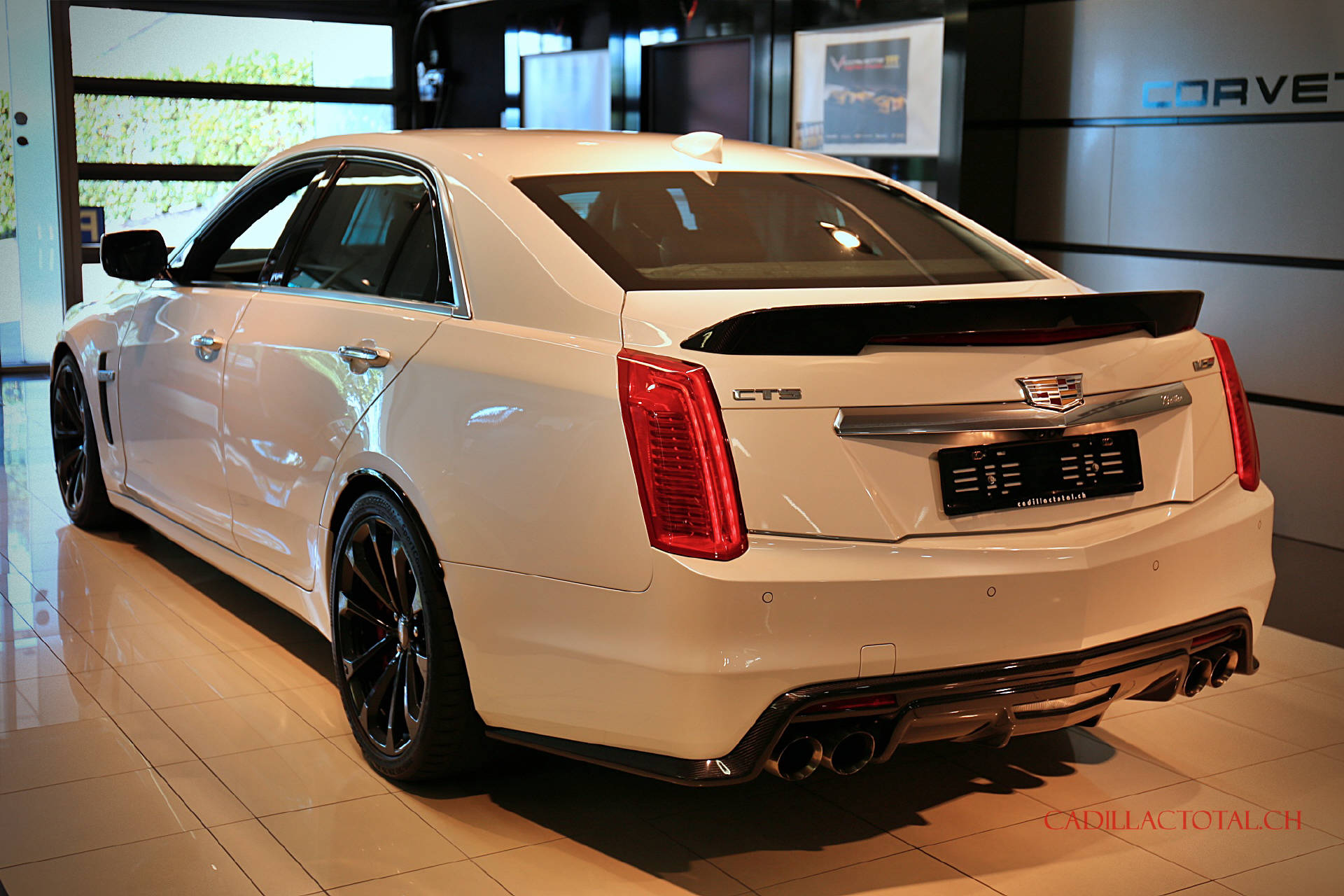 CADILLAC CTS-V 6.2 V8 Carbon Black Edition-image-5