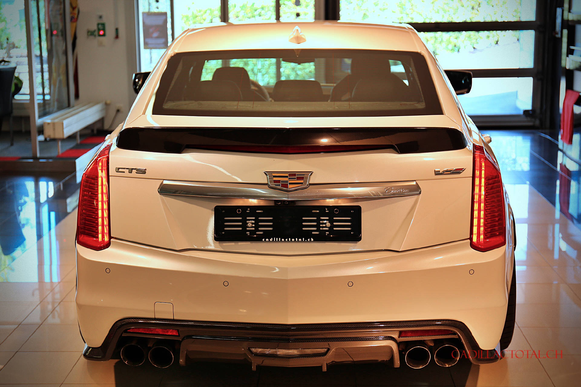 CADILLAC CTS-V 6.2 V8 Carbon Black Edition-image-6