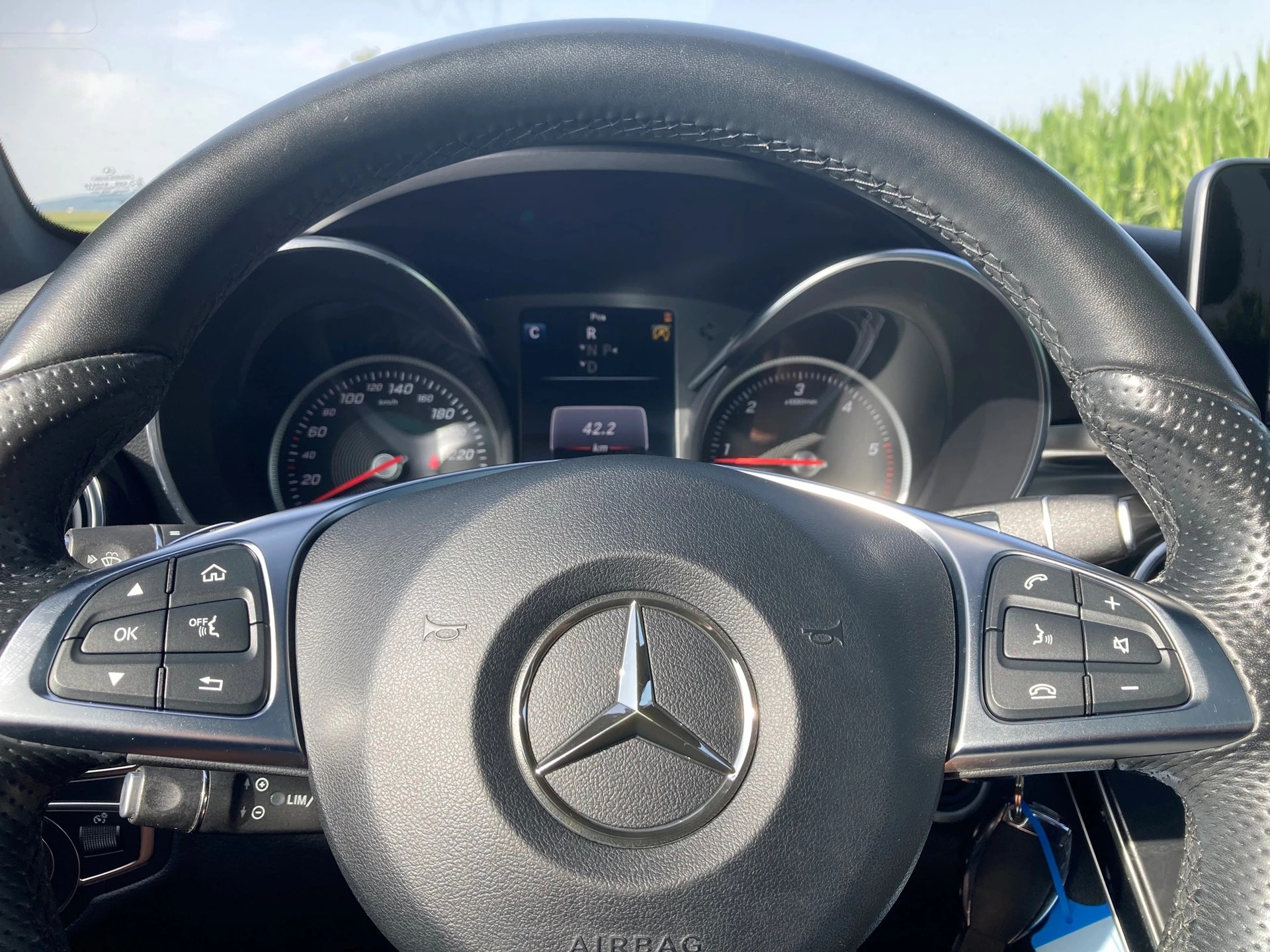 MERCEDES-BENZ GLC 250 d Exclusive 4Matic 9G-Tronic-image-11