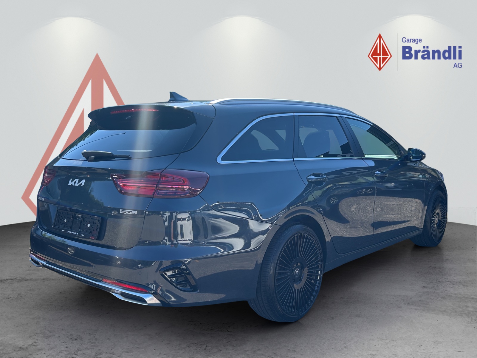 KIA Ceed SW 1.5 T-GDi GT-Line-image-5