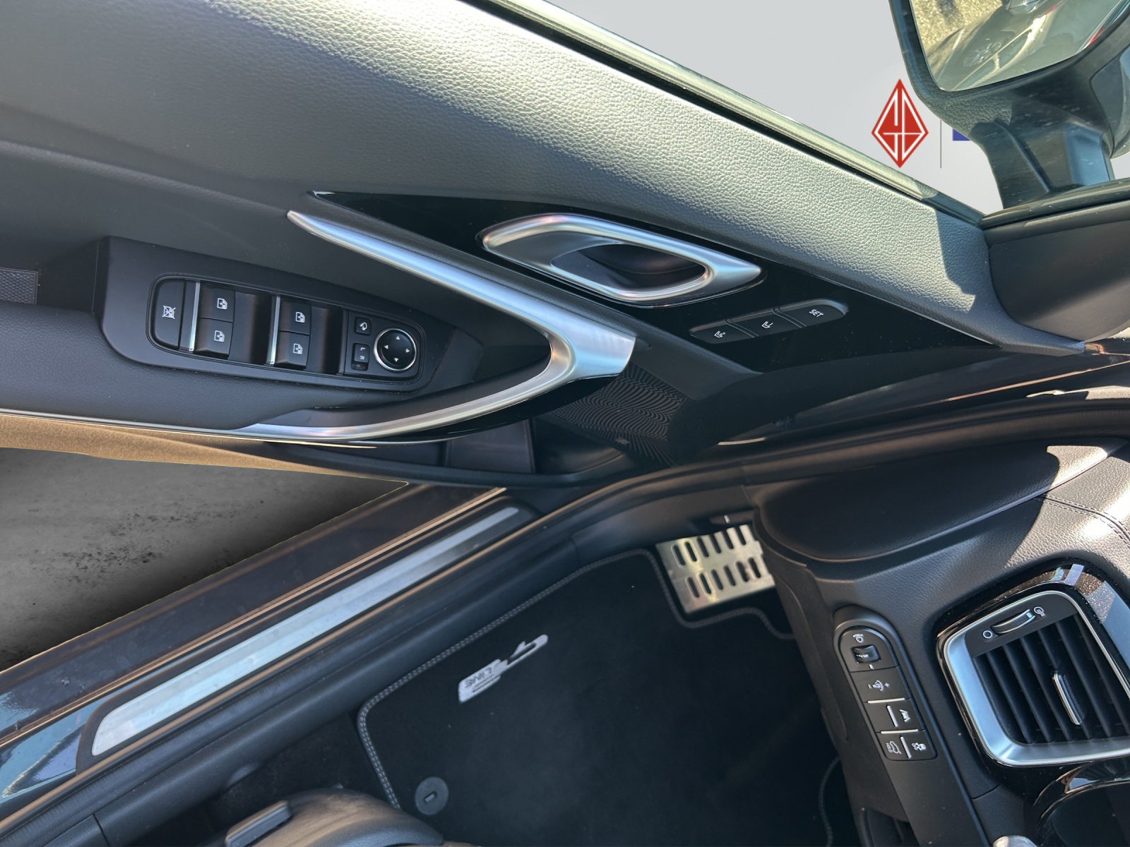KIA Ceed SW 1.5 T-GDi GT-Line-image-10