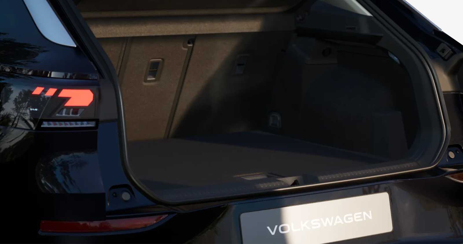 VW T-Roc 1.5 eTSI mHEV Life DSG-image-8
