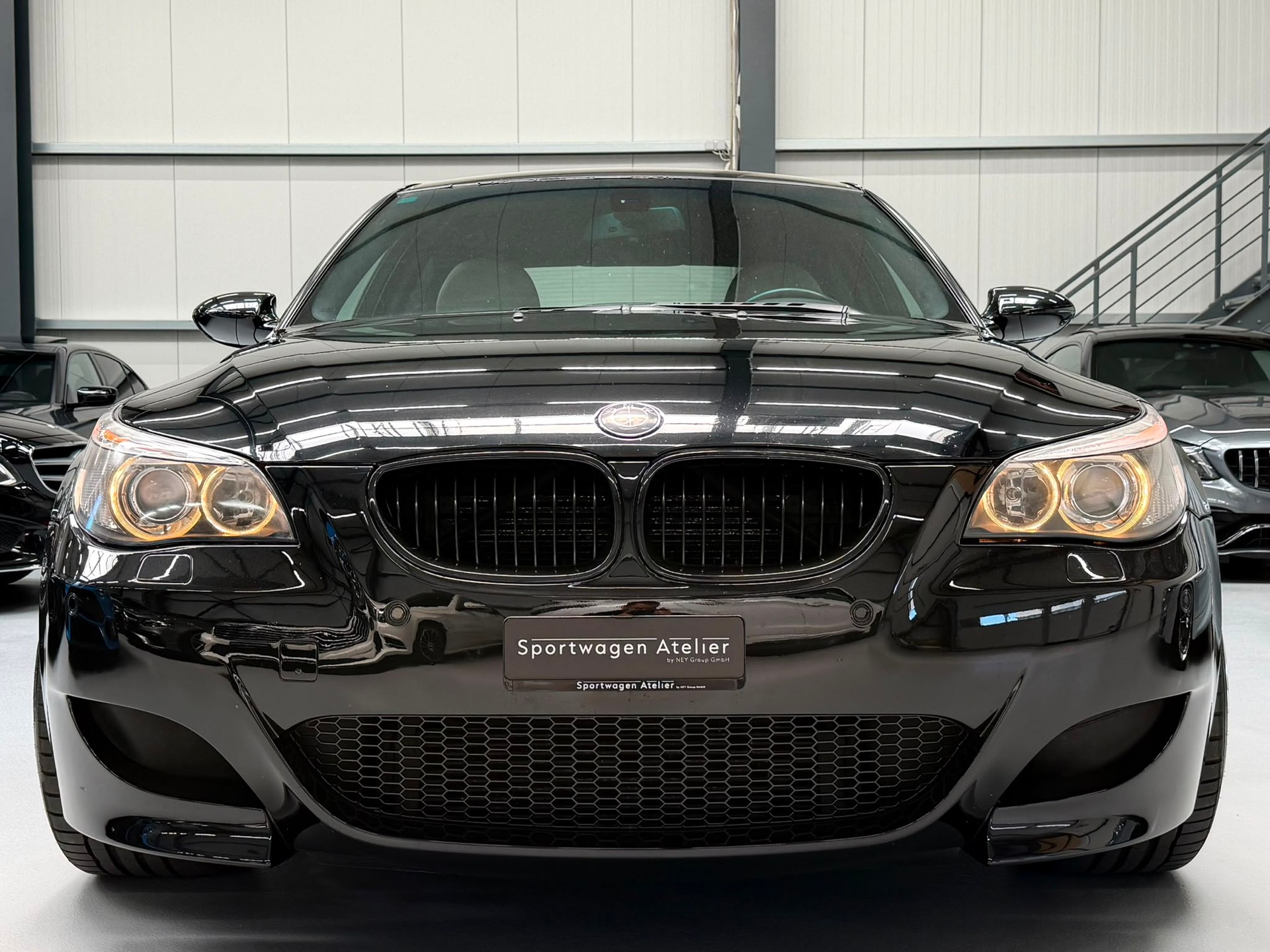 BMW M5-image-12