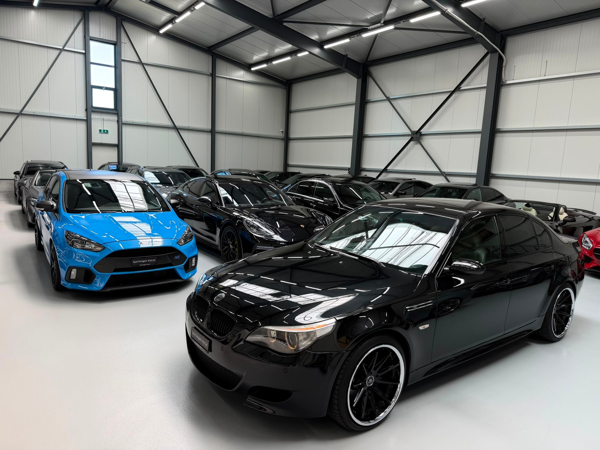 BMW M5-image-2