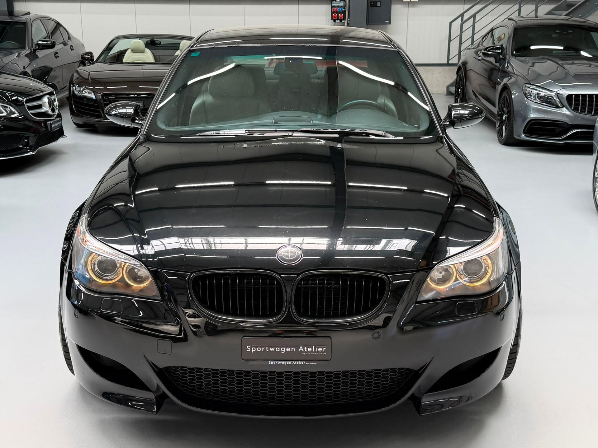BMW M5-image-11