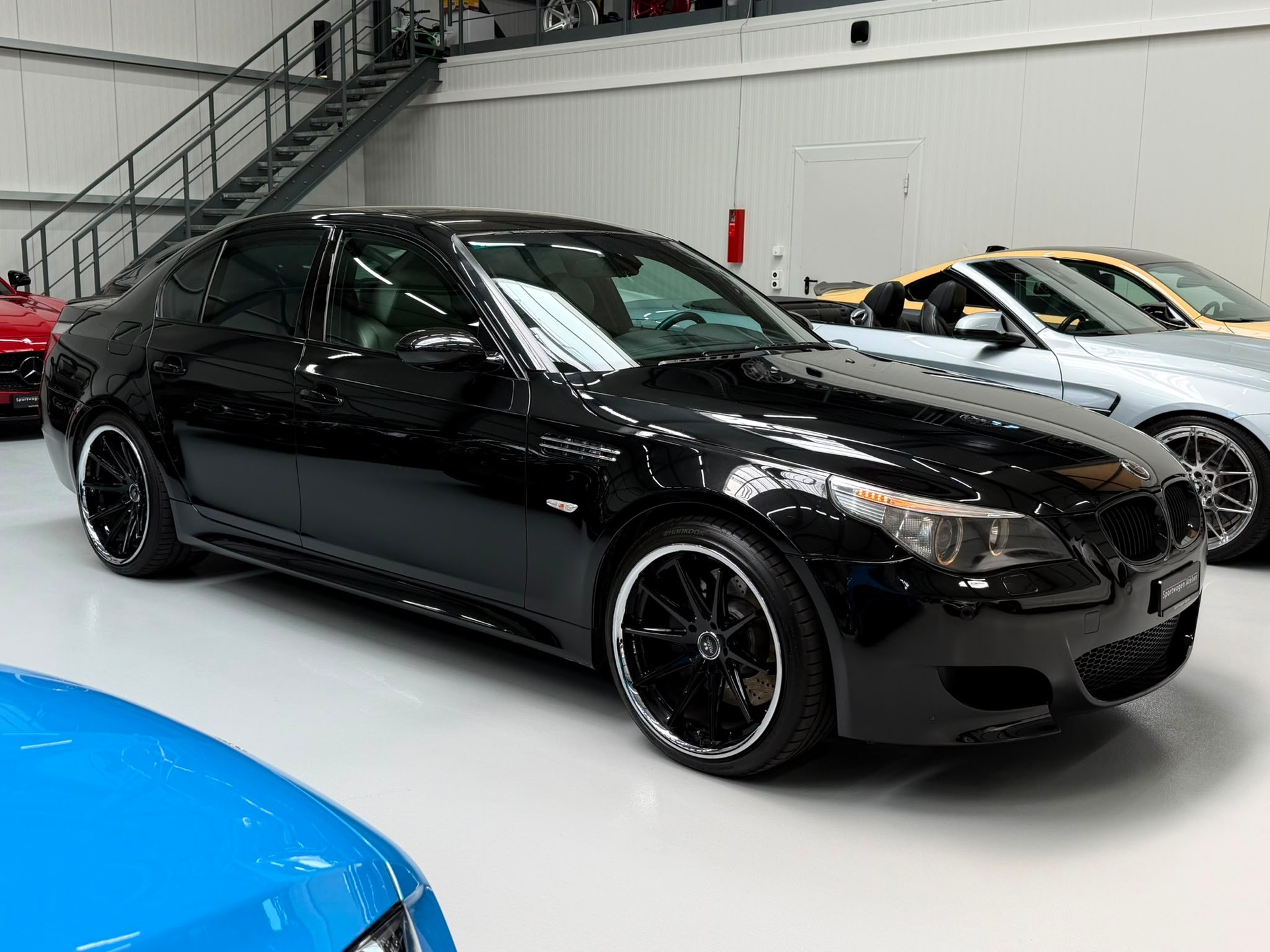 BMW M5-image-9