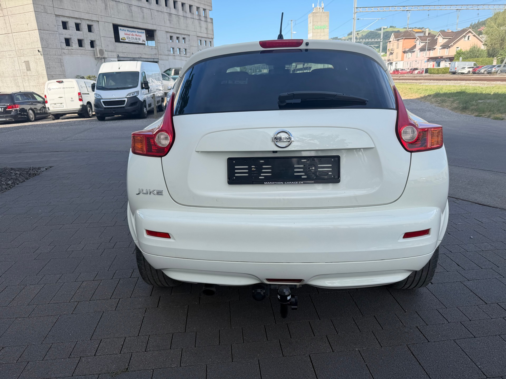 NISSAN Juke 1.6 DIG-T tekna-image-2