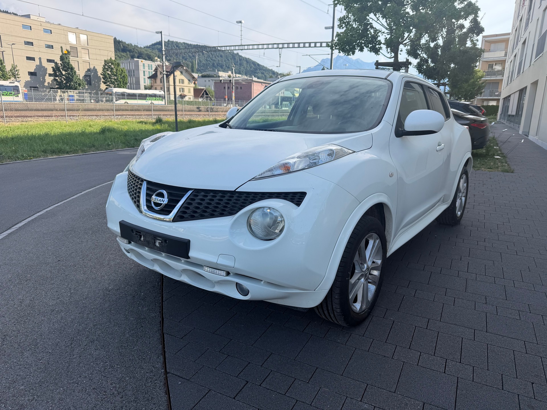 NISSAN Juke 1.6 DIG-T tekna-image-0