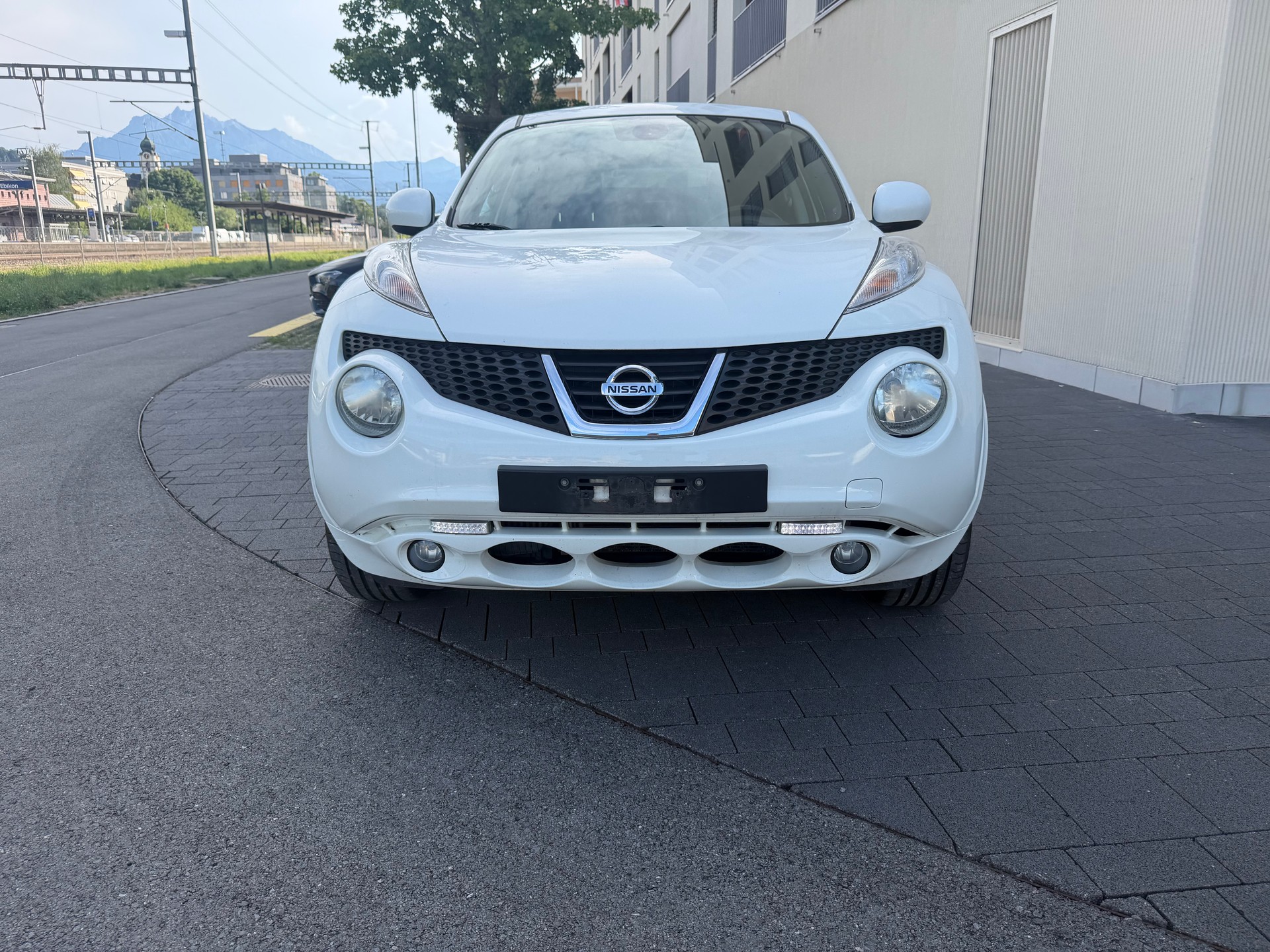 NISSAN Juke 1.6 DIG-T tekna-image-1