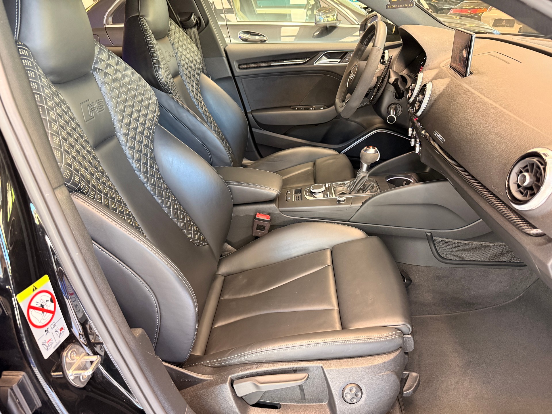 AUDI RS3 Limousine !OHNE OPF! 2.5 TSI quattro S-tronic-image-10