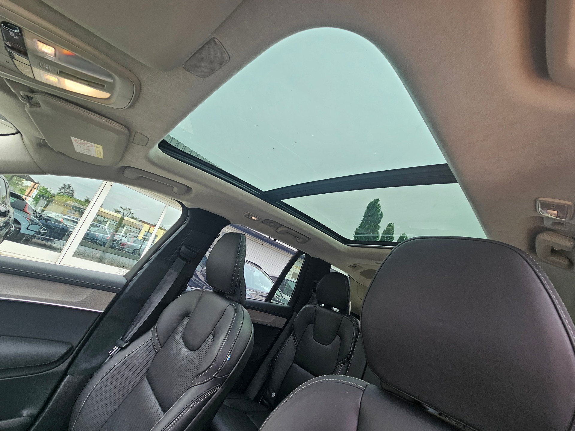 VOLVO XC90 2.0 T8 TE Ultra Bright eAWD-image-18