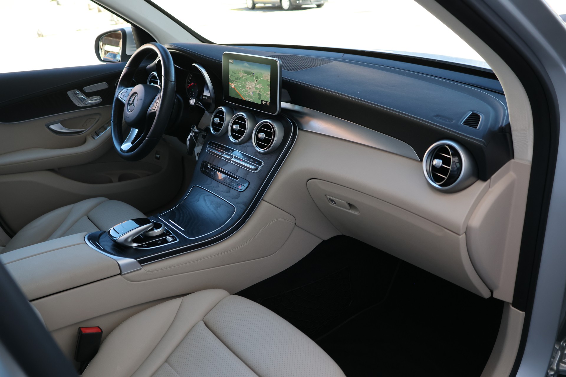 MERCEDES-BENZ GLC 250 d Exclusive 4Matic 9G-Tronic (CH)-image-14