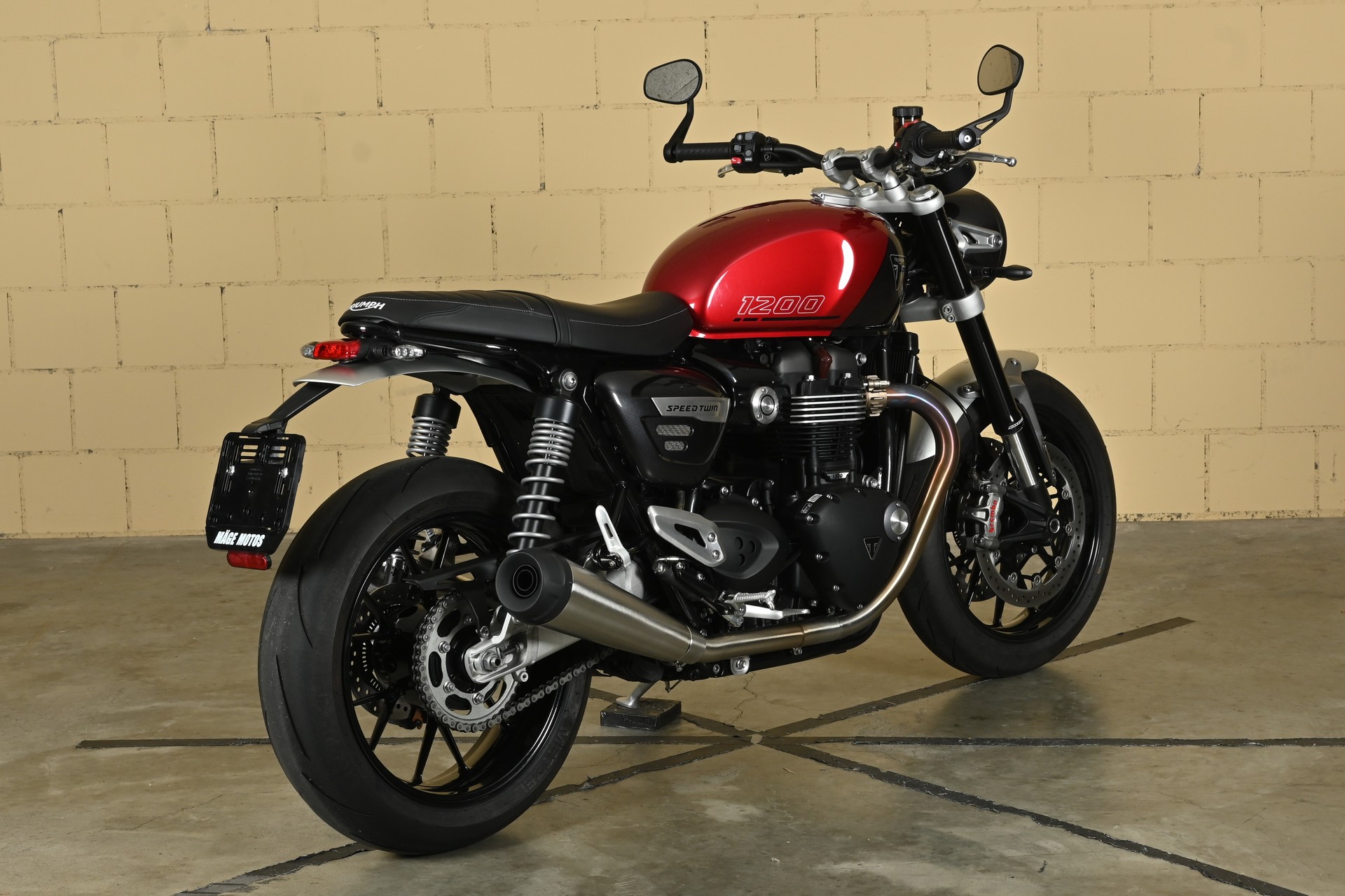TRIUMPH Speed Twin 1200-image-6